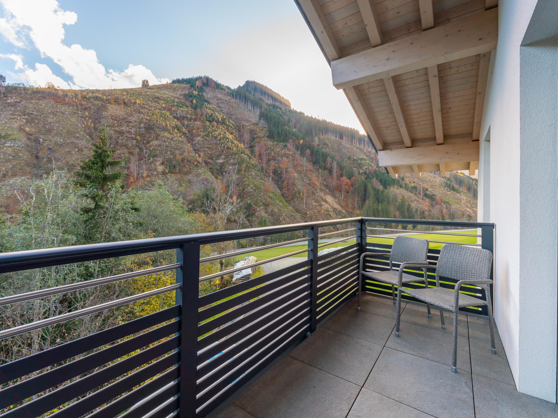 Licht penthouse met 3 suites, balkon en uitzicht op de bergen bij Saalbach - foto 29