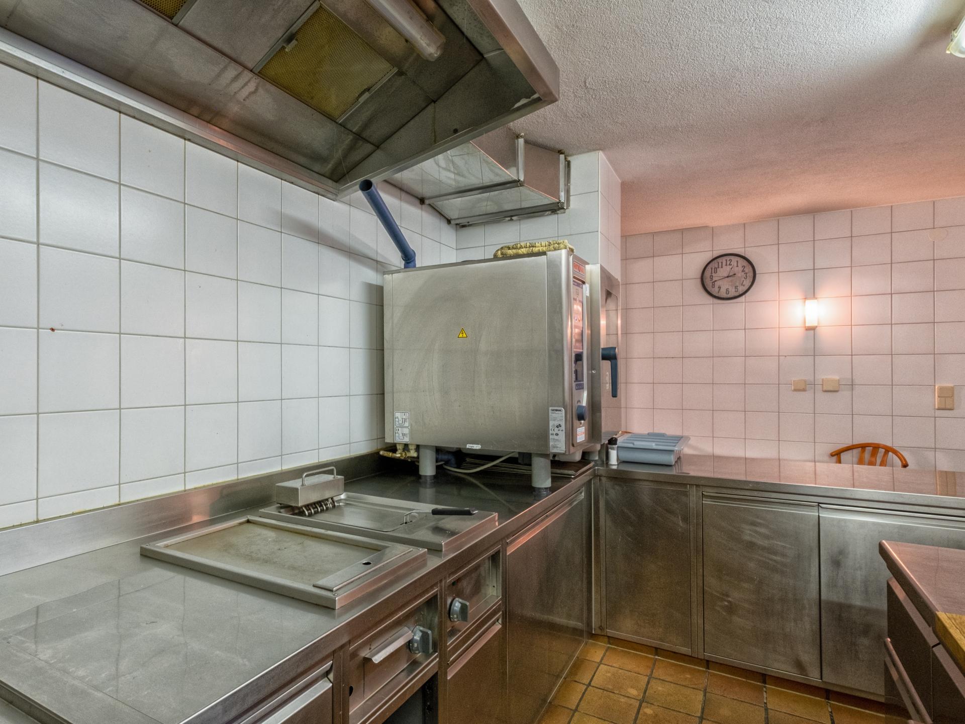 Authentiek Tirools pension voor 34 personen direct aan de piste in Brixen im Thale - foto 25