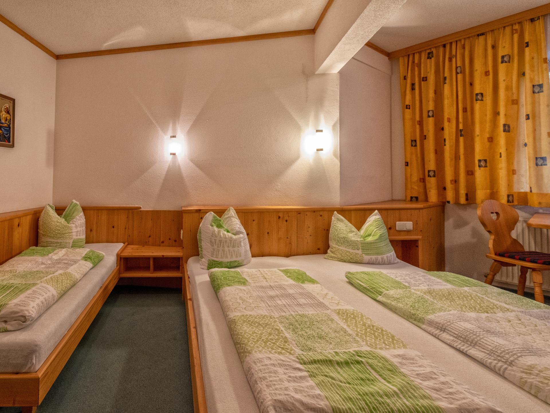 Authentiek Tirools pension voor 34 personen direct aan de piste in Brixen im Thale - foto 40
