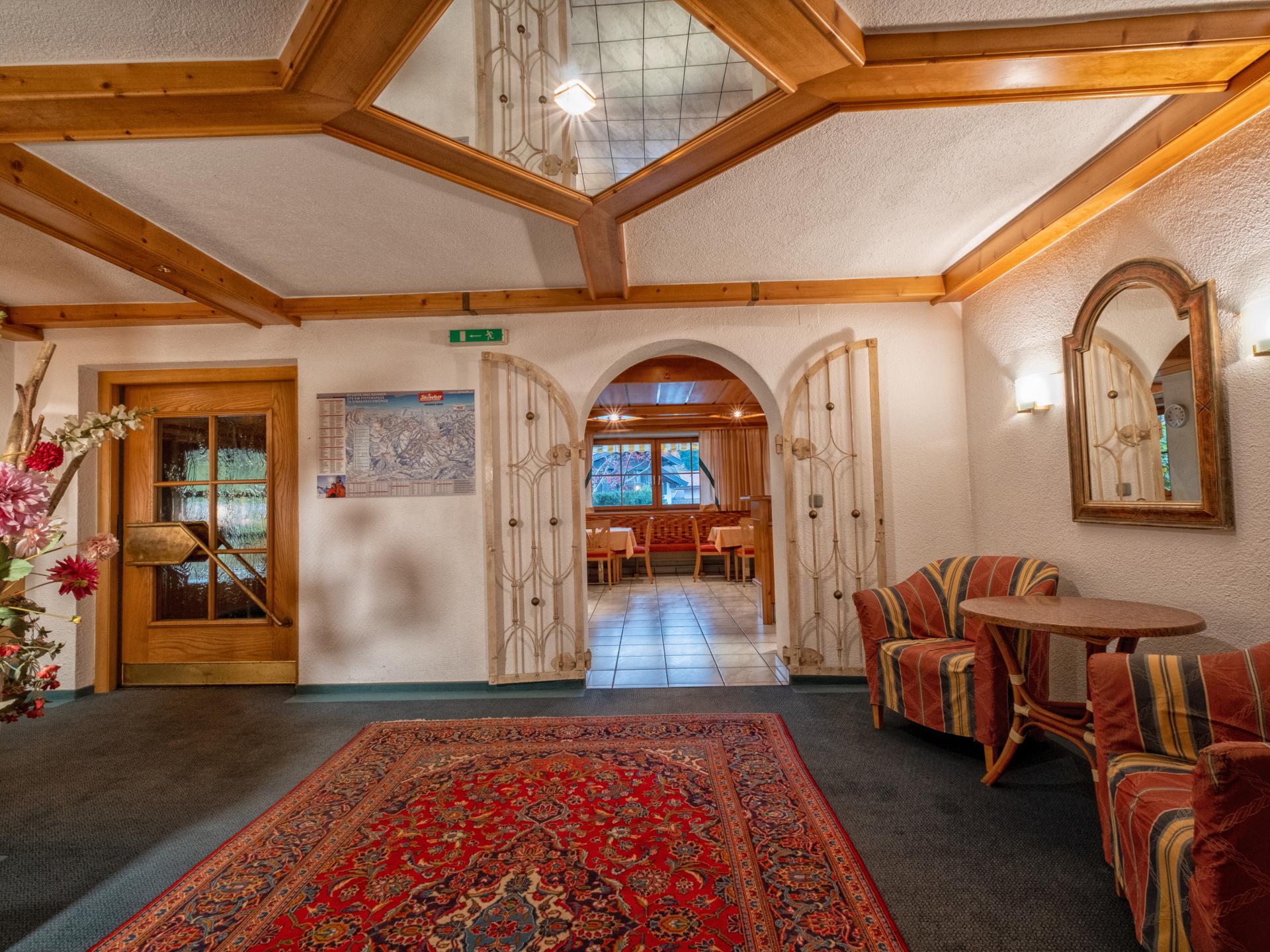 Authentiek Tirools pension voor 34 personen direct aan de piste in Brixen im Thale - foto 23