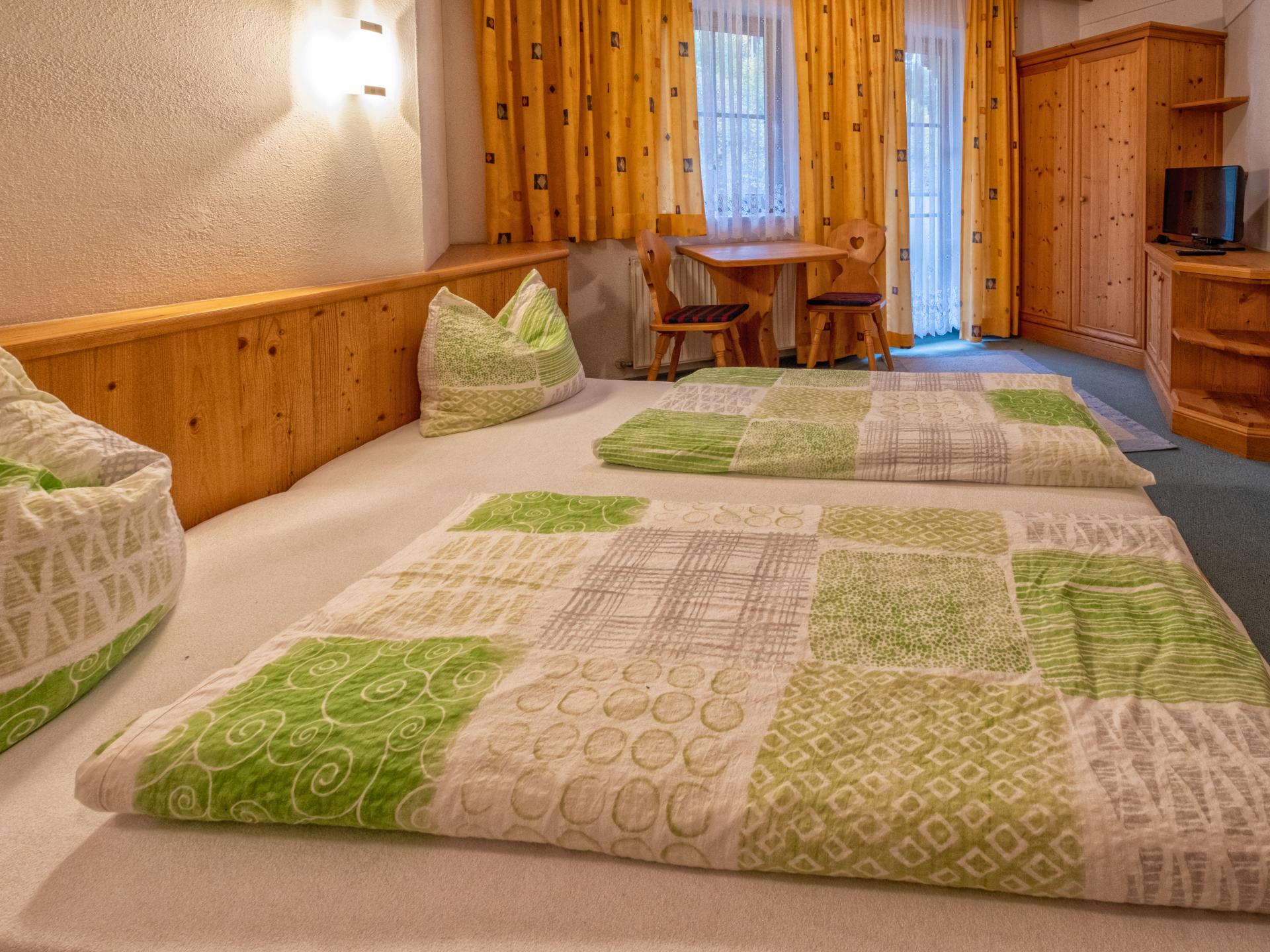 Authentiek Tirools pension voor 34 personen direct aan de piste in Brixen im Thale - foto 41