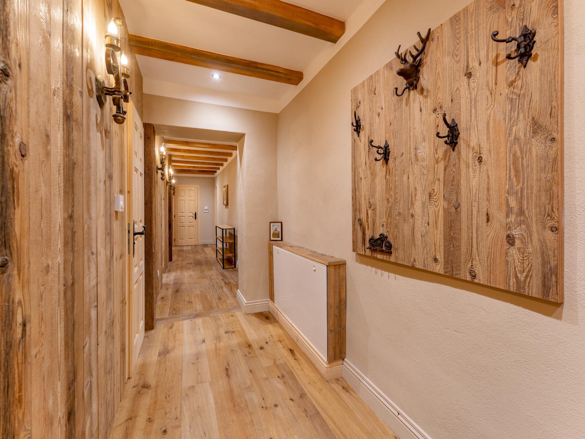 Artistiek groepshuis voor 26 personen met sauna, 150m van de piste - foto 13