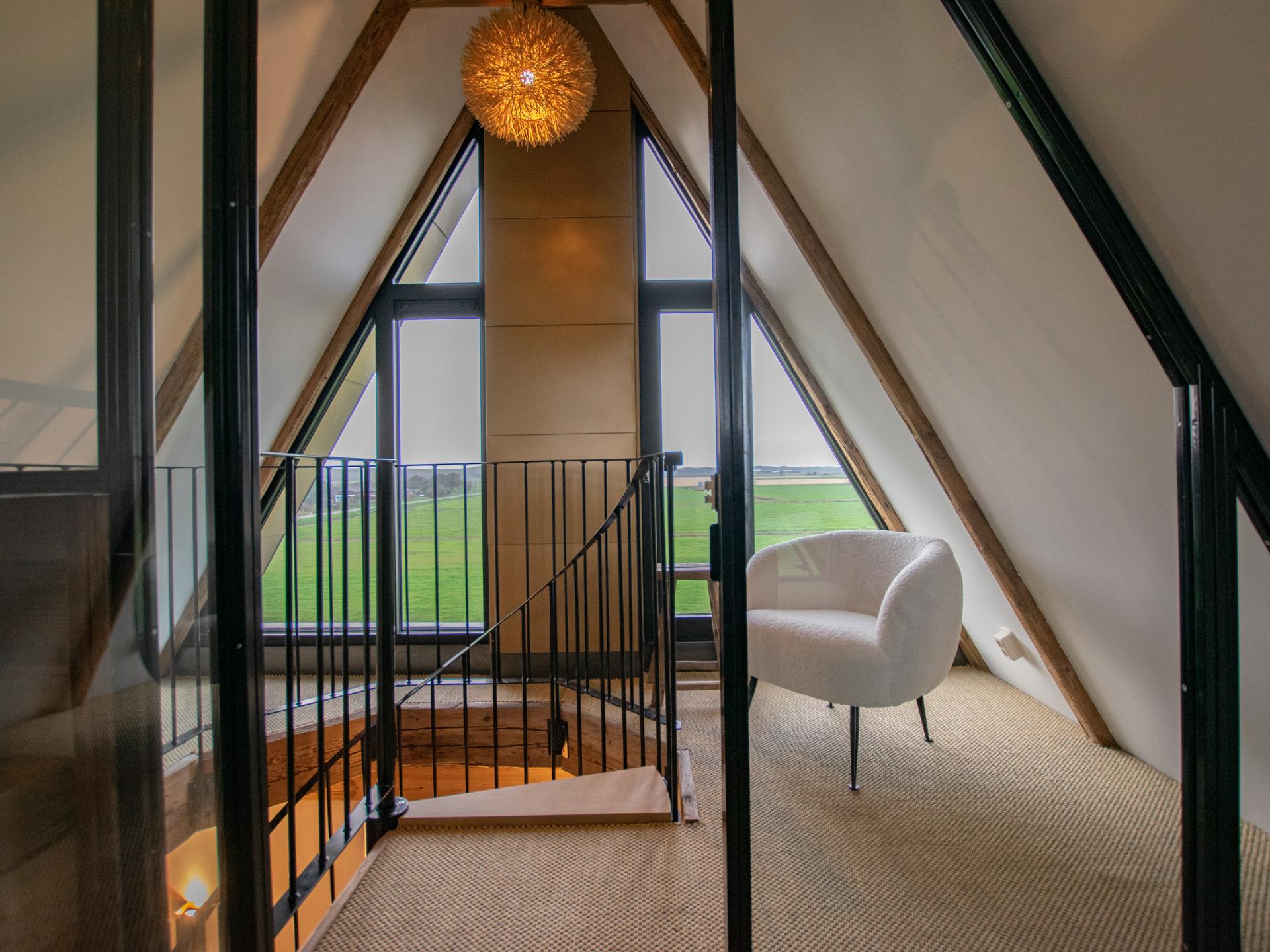 Unieke villa met panoramisch uitzicht, op steenworp afstand van zee - foto 27