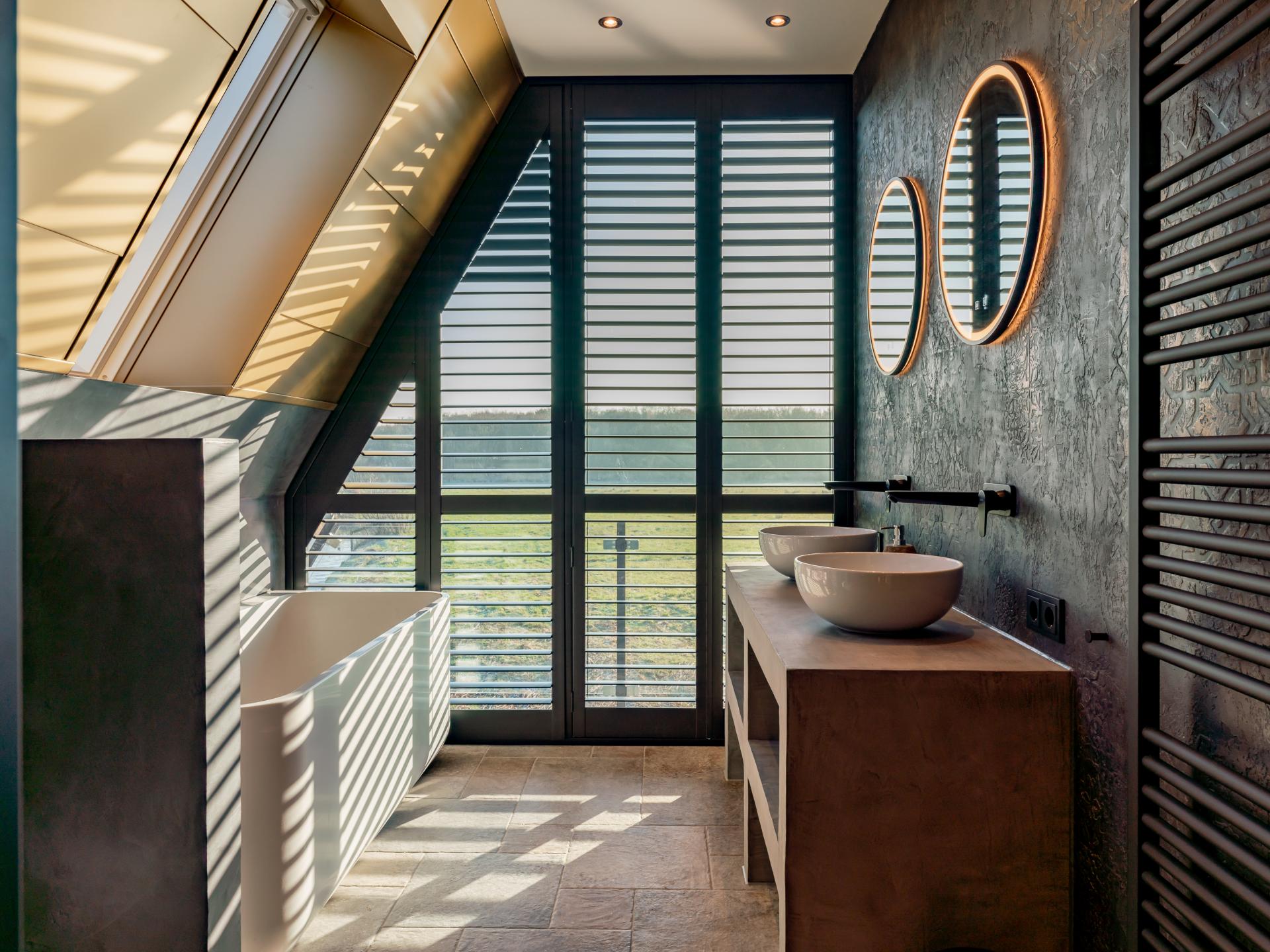 Unieke villa met panoramisch uitzicht, op steenworp afstand van zee - foto 23