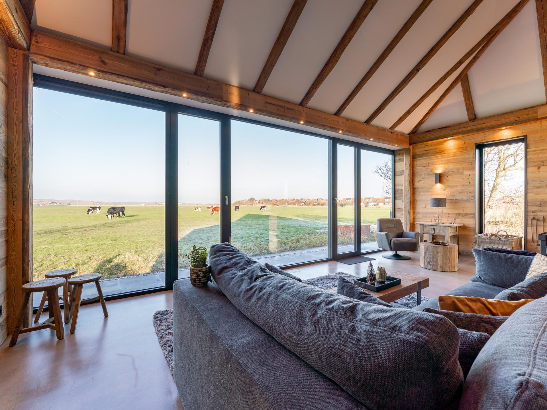 Unieke villa met panoramisch uitzicht, op steenworp afstand van zee - foto 8