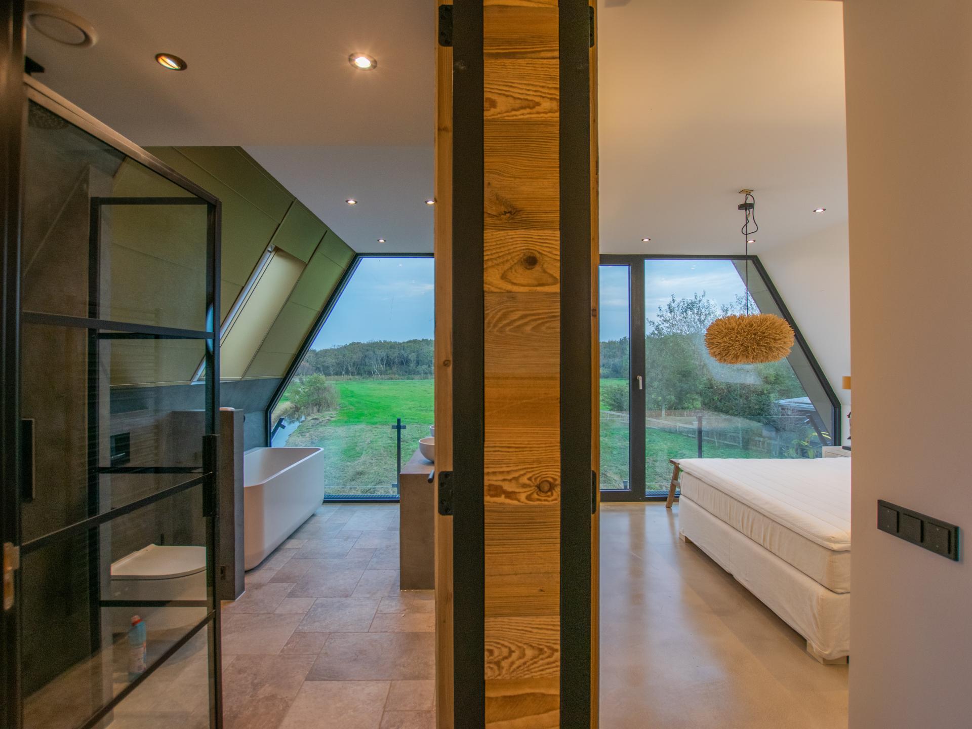 Unieke villa met panoramisch uitzicht, op steenworp afstand van zee - foto 21