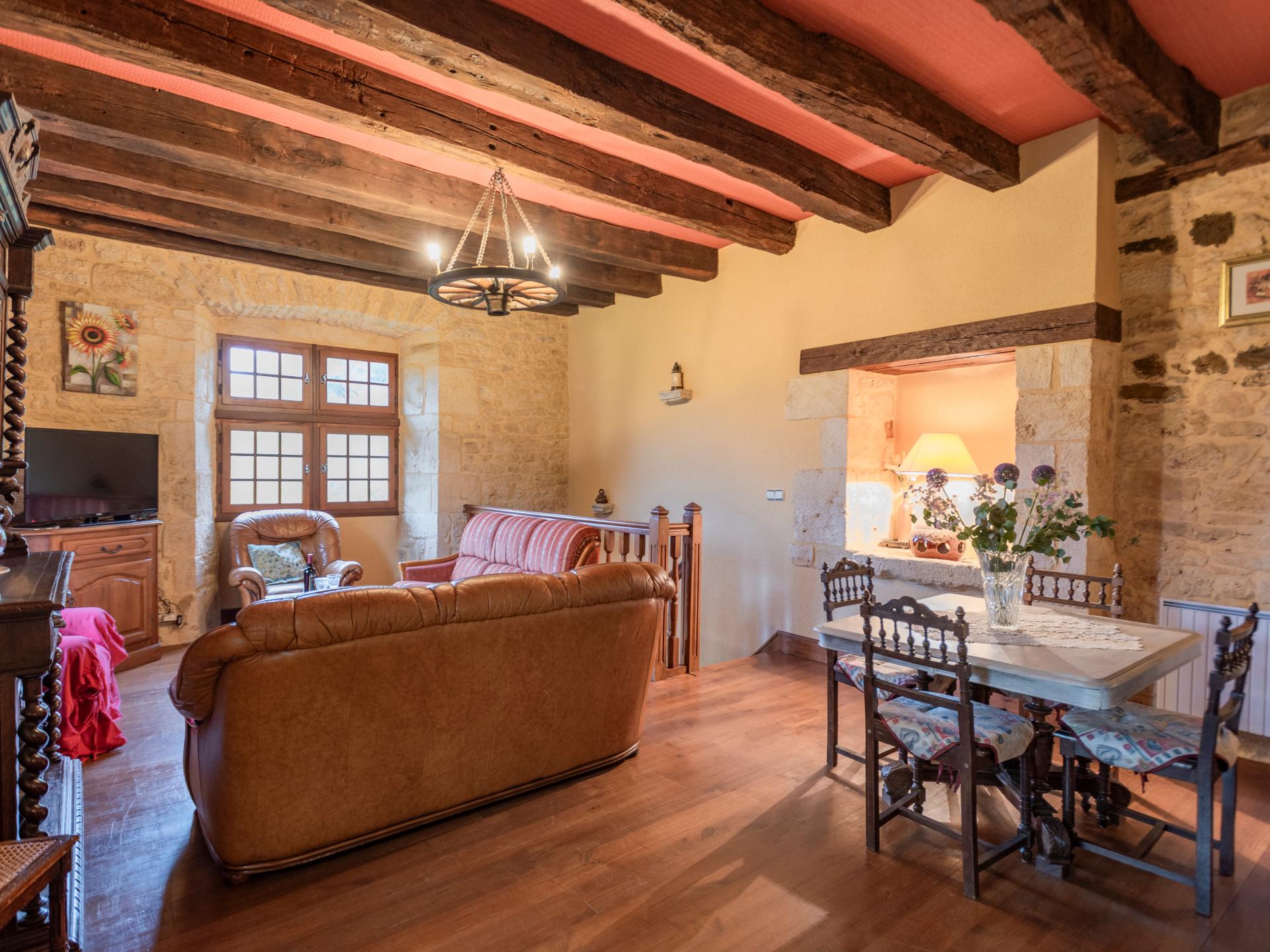 Vrijstaand vakantiehuis met visvijver in Prats du Périgord - foto 23