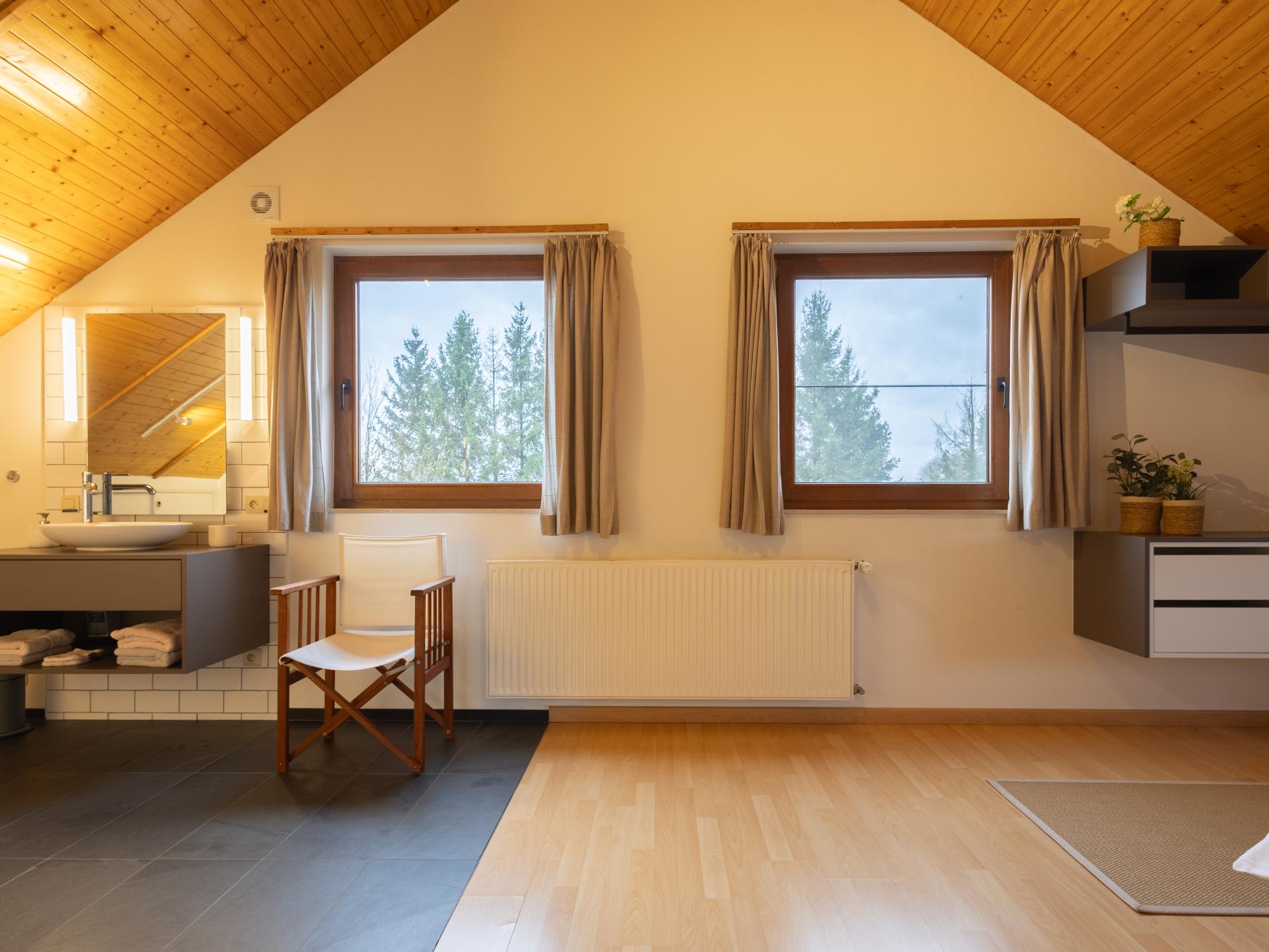 Vrijstaand 8-persoons vakantiehuis met tuin in Houffalize - foto 71