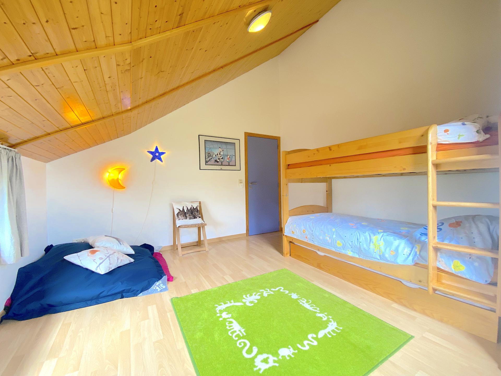Vrijstaand 8-persoons vakantiehuis met tuin in Houffalize - foto 10