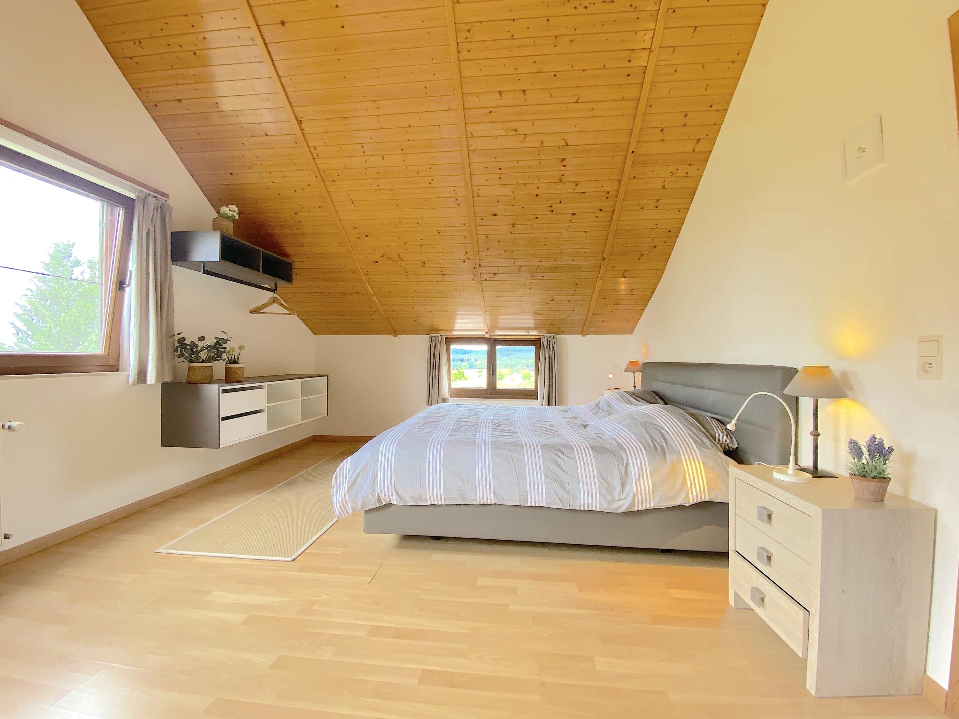 Vrijstaand 8-persoons vakantiehuis met tuin in Houffalize - foto 20