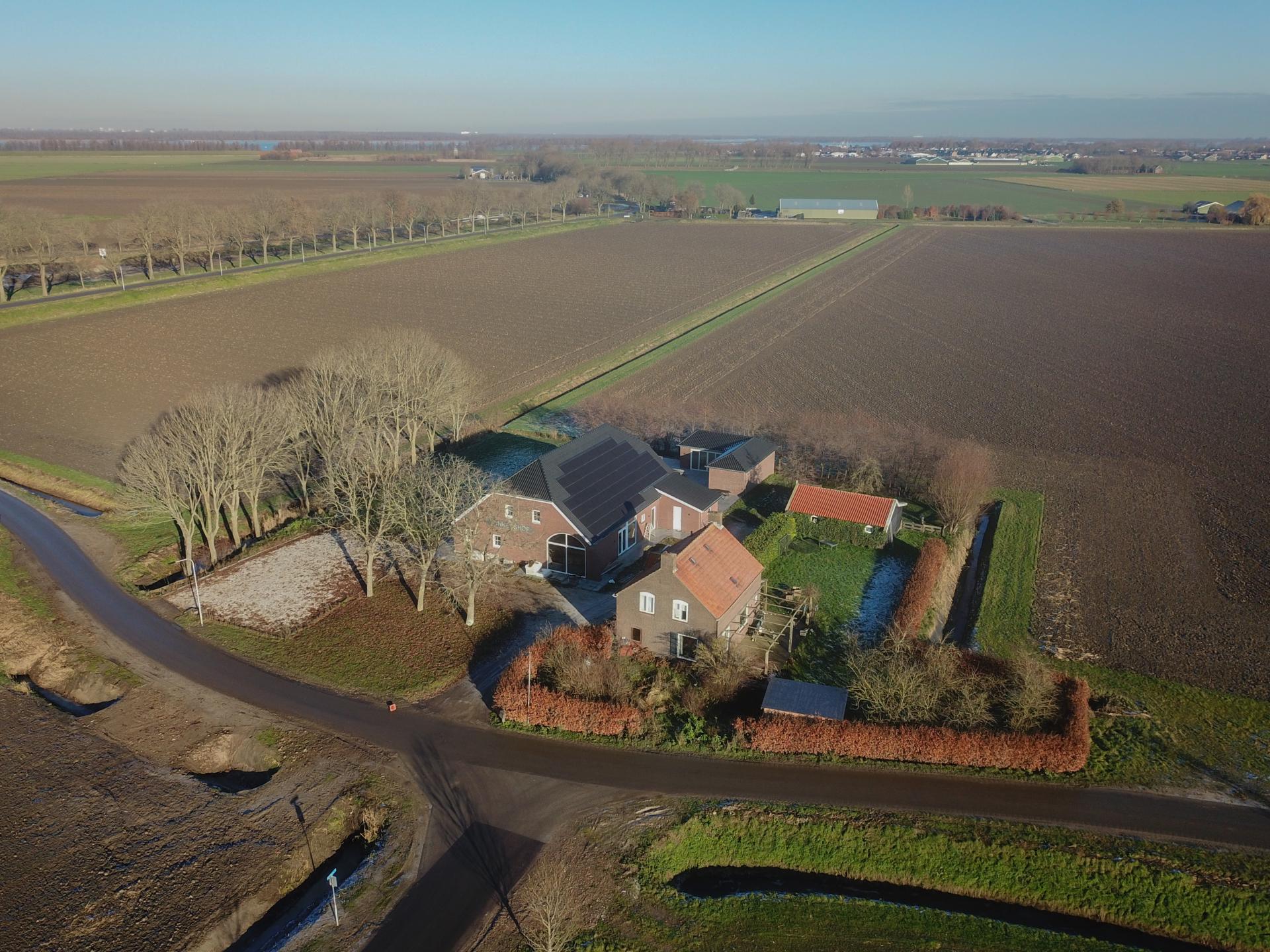 Luxe groepsvilla Lage Zwaluwe: 24 pers, eigen badkamer, nabij Biesbosch - foto 43