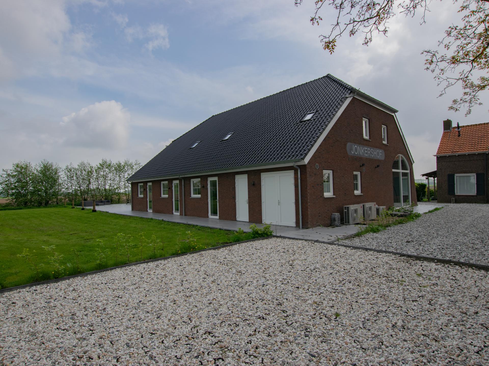 Luxe groepsvilla Lage Zwaluwe: 24 pers, eigen badkamer, nabij Biesbosch - foto 39