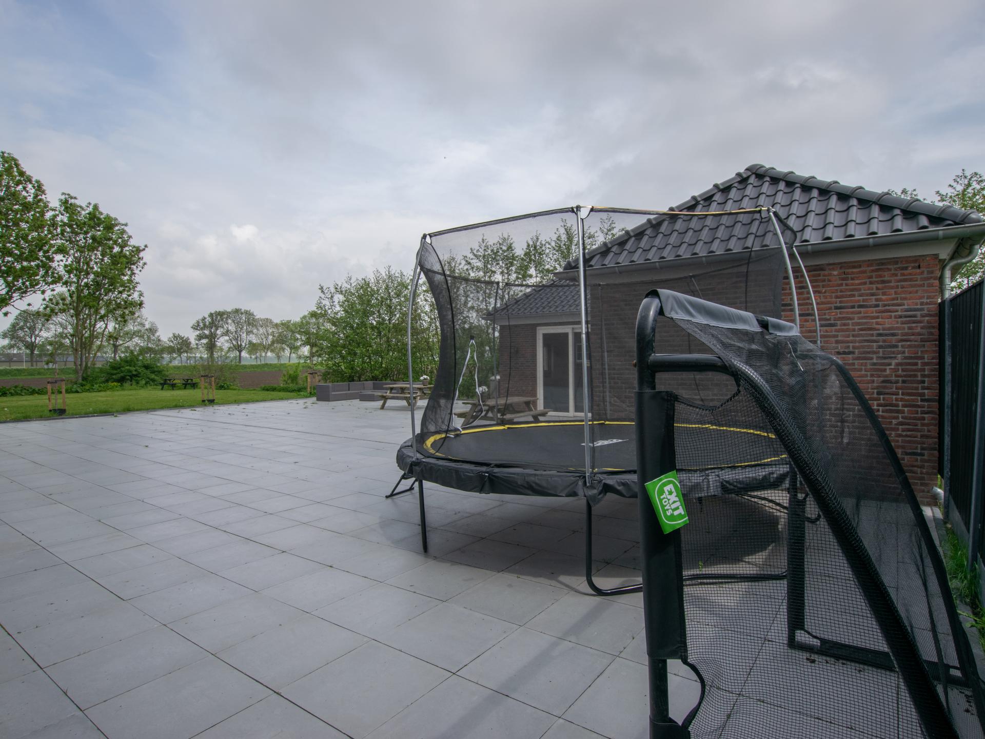 Luxe groepsvilla Lage Zwaluwe: 24 pers, eigen badkamer, nabij Biesbosch - foto 35
