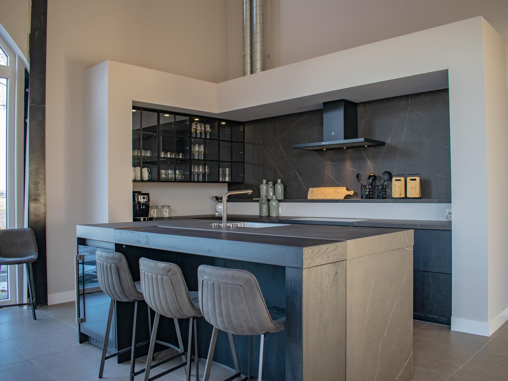 Luxe groepsvilla Lage Zwaluwe: 24 pers, eigen badkamer, nabij Biesbosch - foto 11
