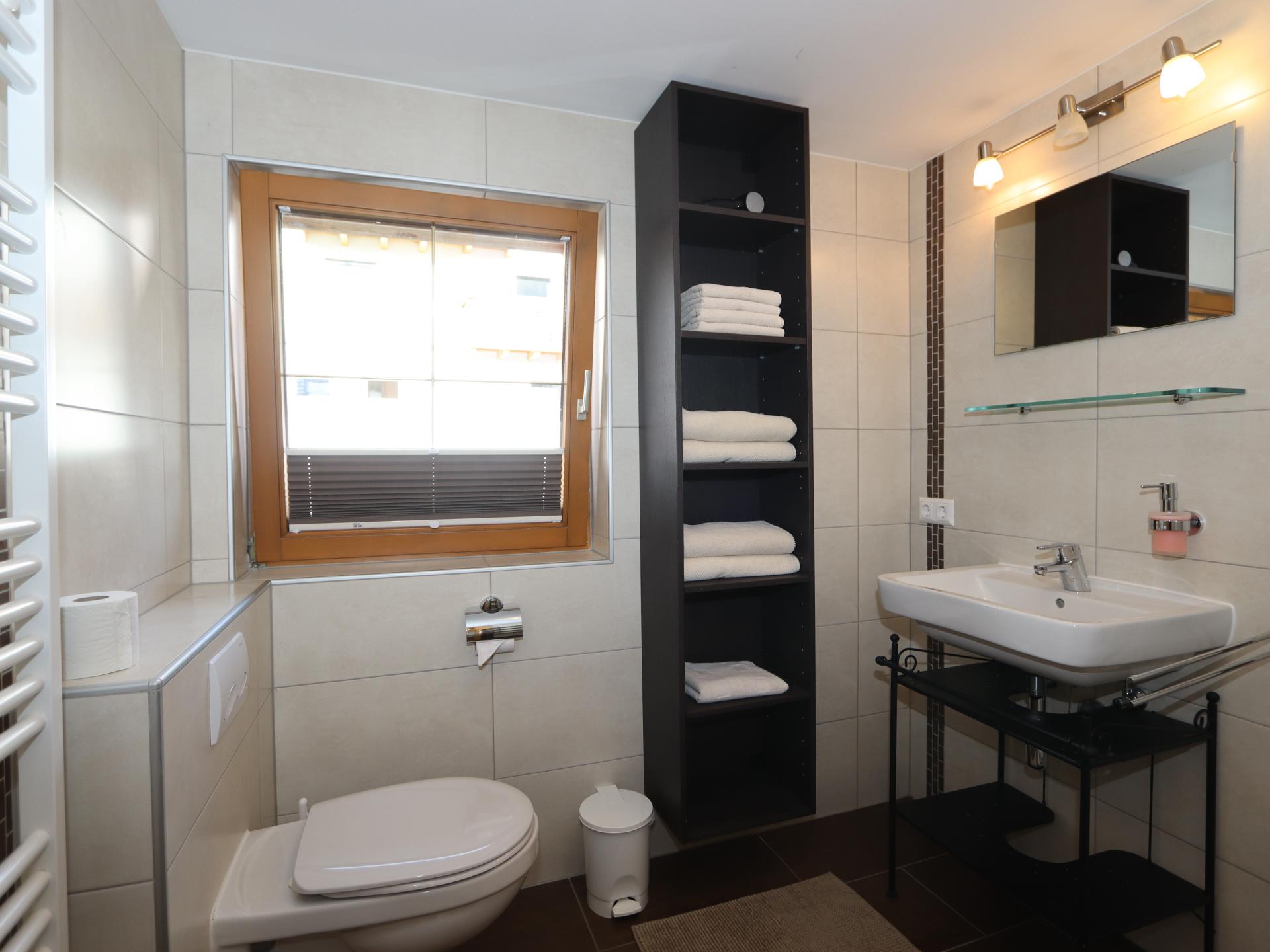 Op 400 m van de piste: ruim appartement voor 8 personen in Fendels - foto 5