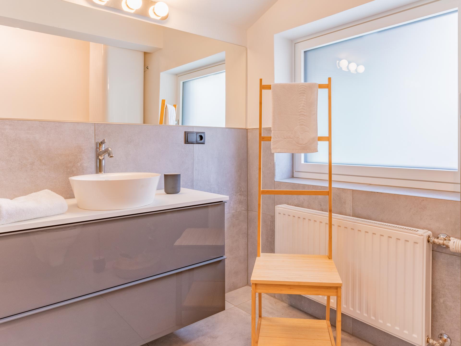 Aan de piste: Ruim appartement voor 7 personen in Hopfgarten im Brixental - foto 14