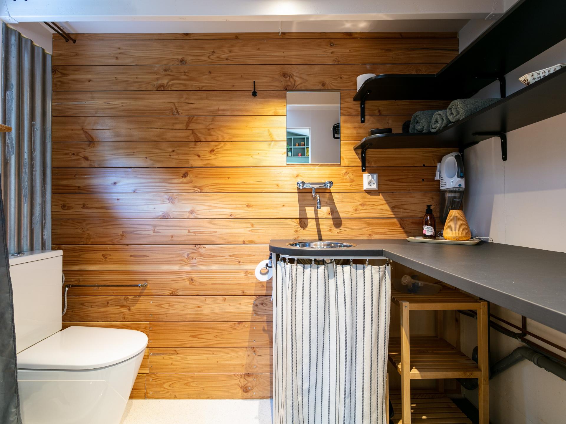 2-persoons vrijstaand vakantiehuis in Uden midden in het bos - foto 20