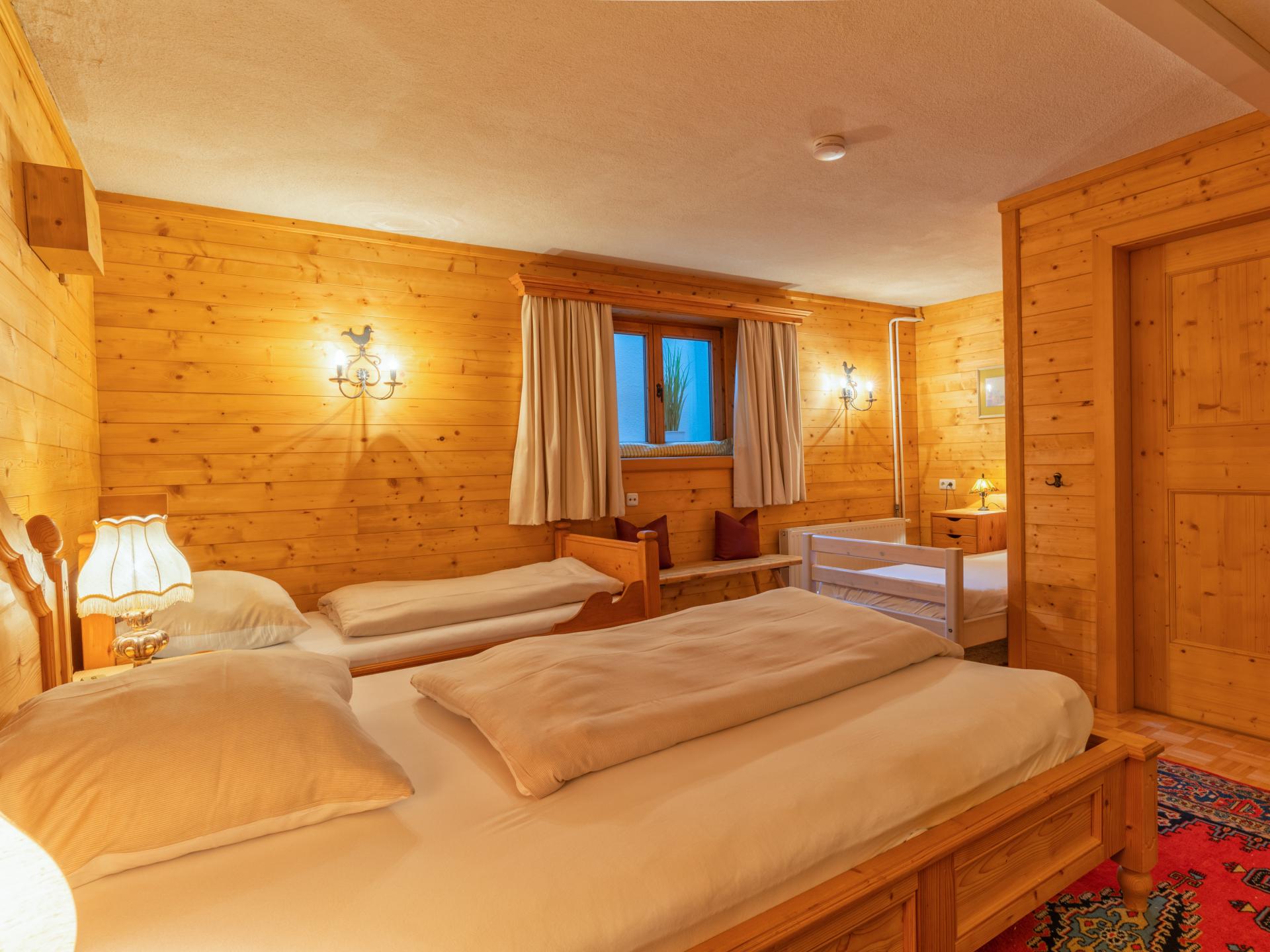 Ruim appartement in Kitzbühel met zonneterras en uitzicht op de Hahnenkamm - foto 12