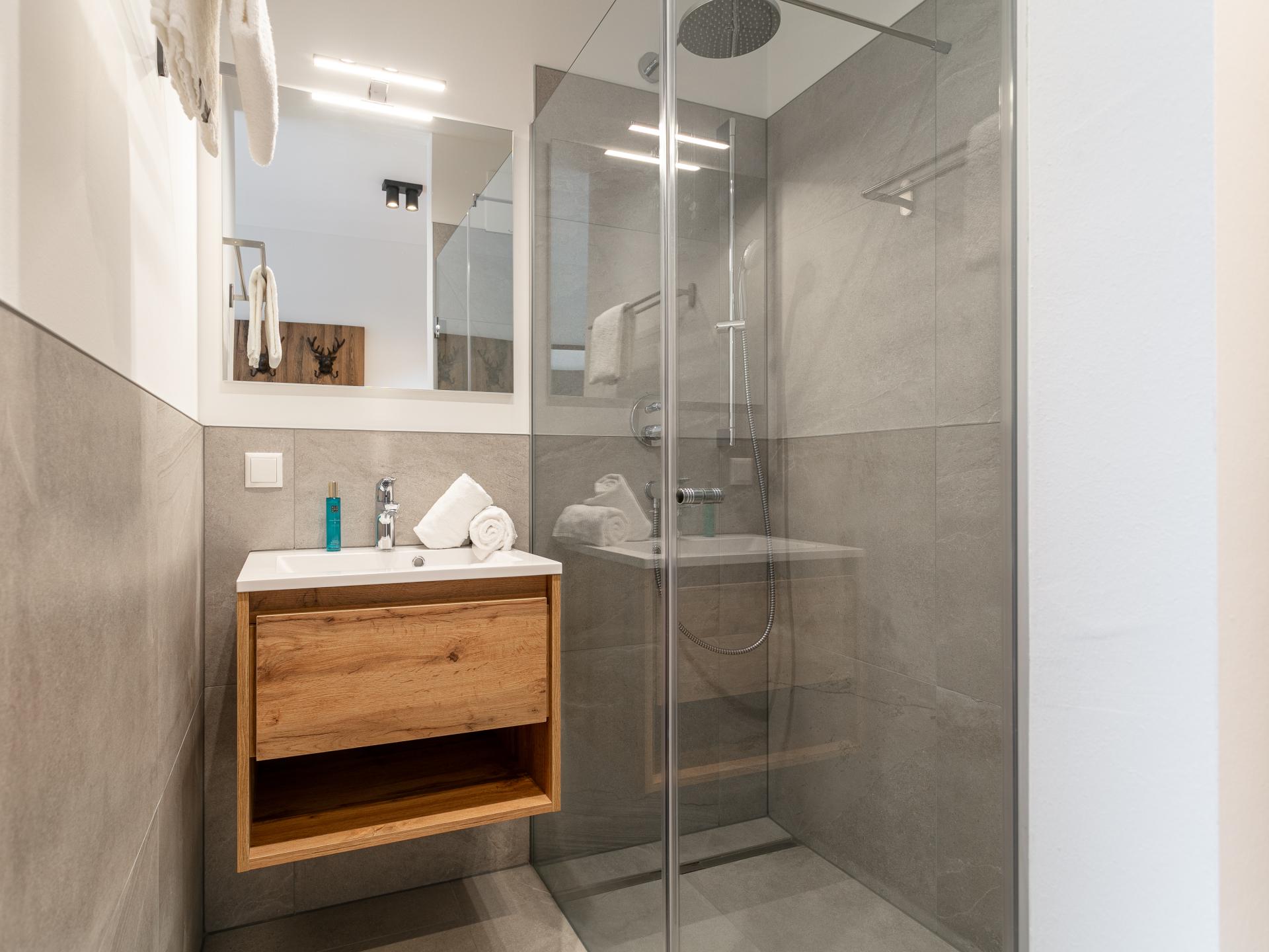 Luxe Ski in-Ski out Chalet met Sauna in Sankt Lambrecht - foto 34