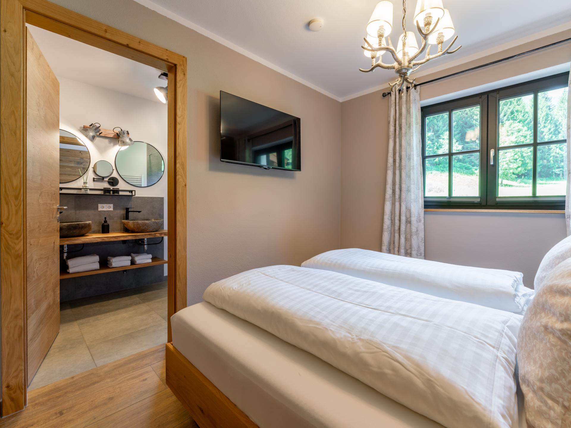 Luxe chalet voor 10 personen met sauna, direct aan de piste in Wagrain - foto 22