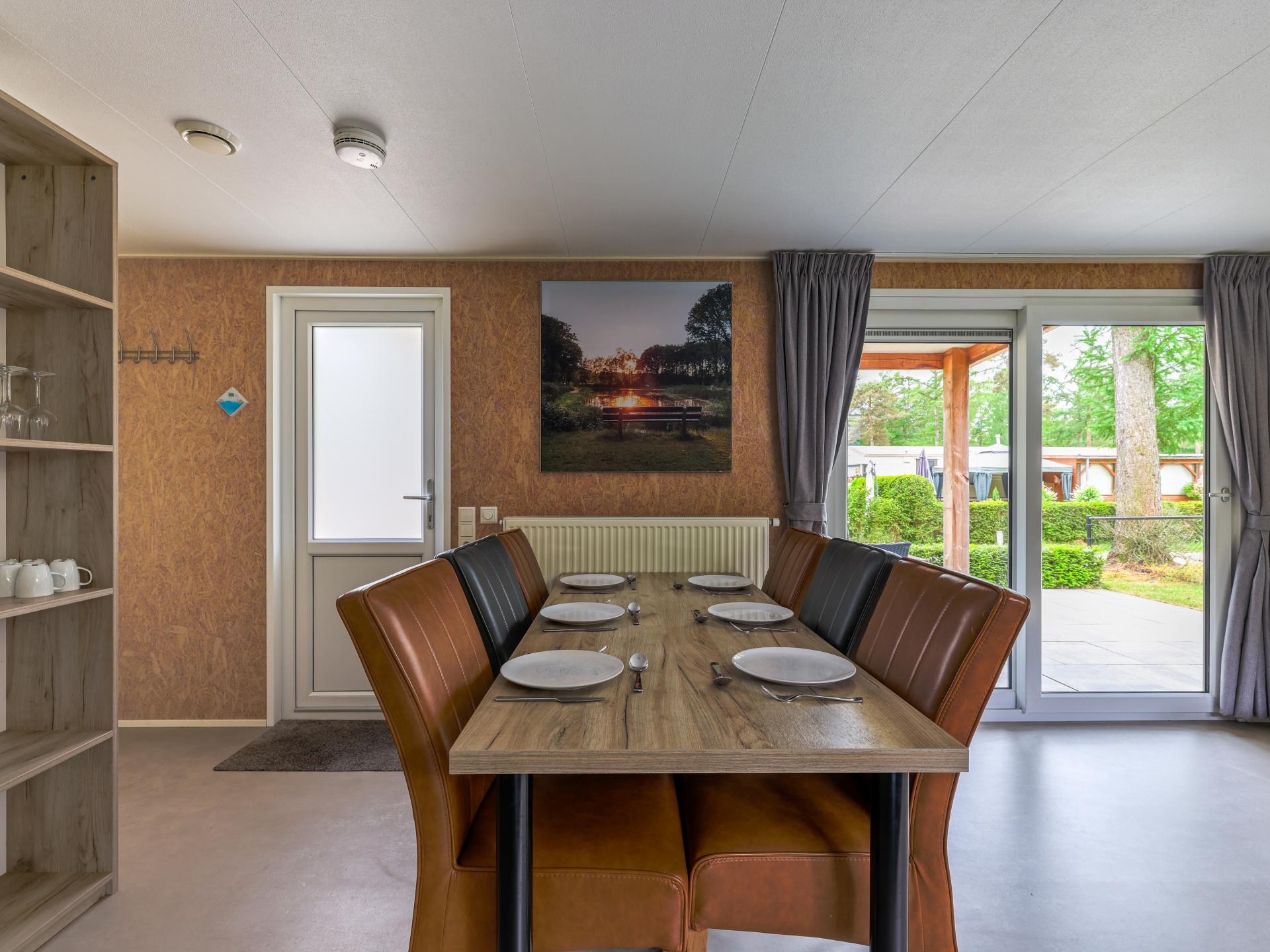 Gezellig chalet op bosrijke camping met zwembad in Vessem - foto 6