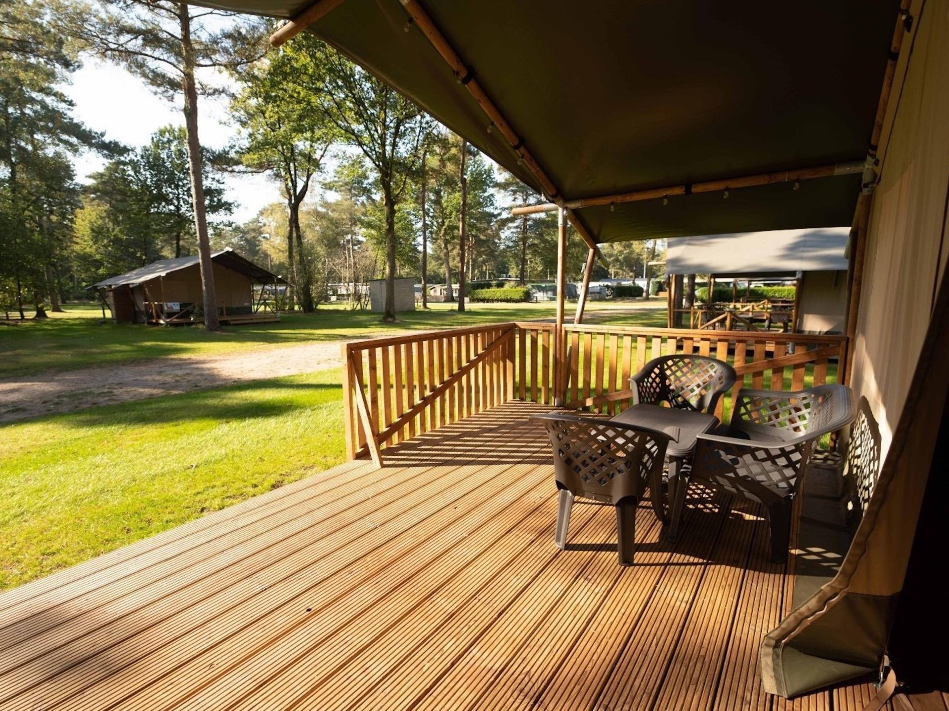 Luxe glampingtent op bosrijk vakantiepark in Vessem, Brabant - foto 16