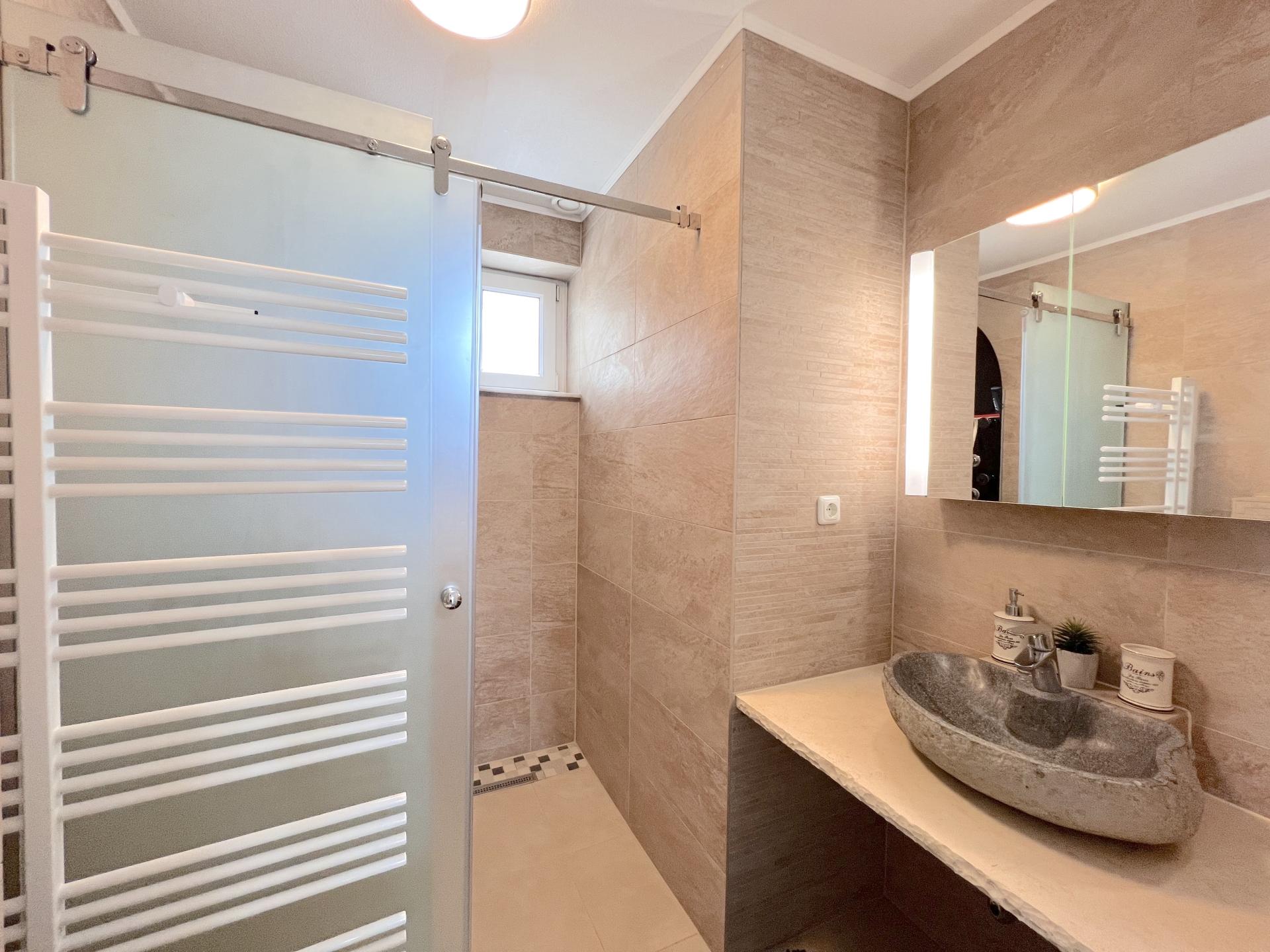 Vrijstaand vakantiehuis aan het water in pittoresk Stevensweert - foto 29