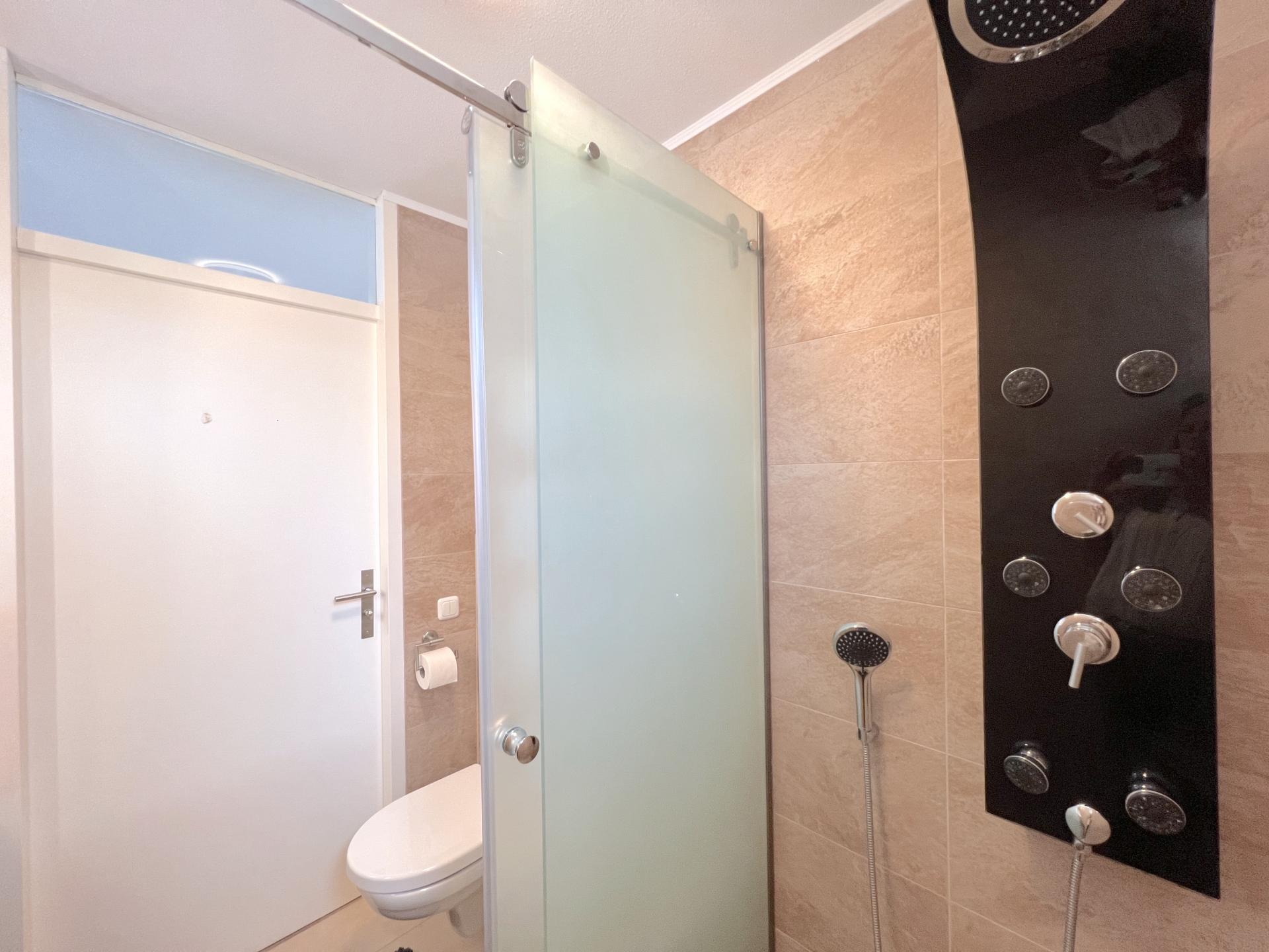 Vrijstaand vakantiehuis aan het water in pittoresk Stevensweert - foto 25