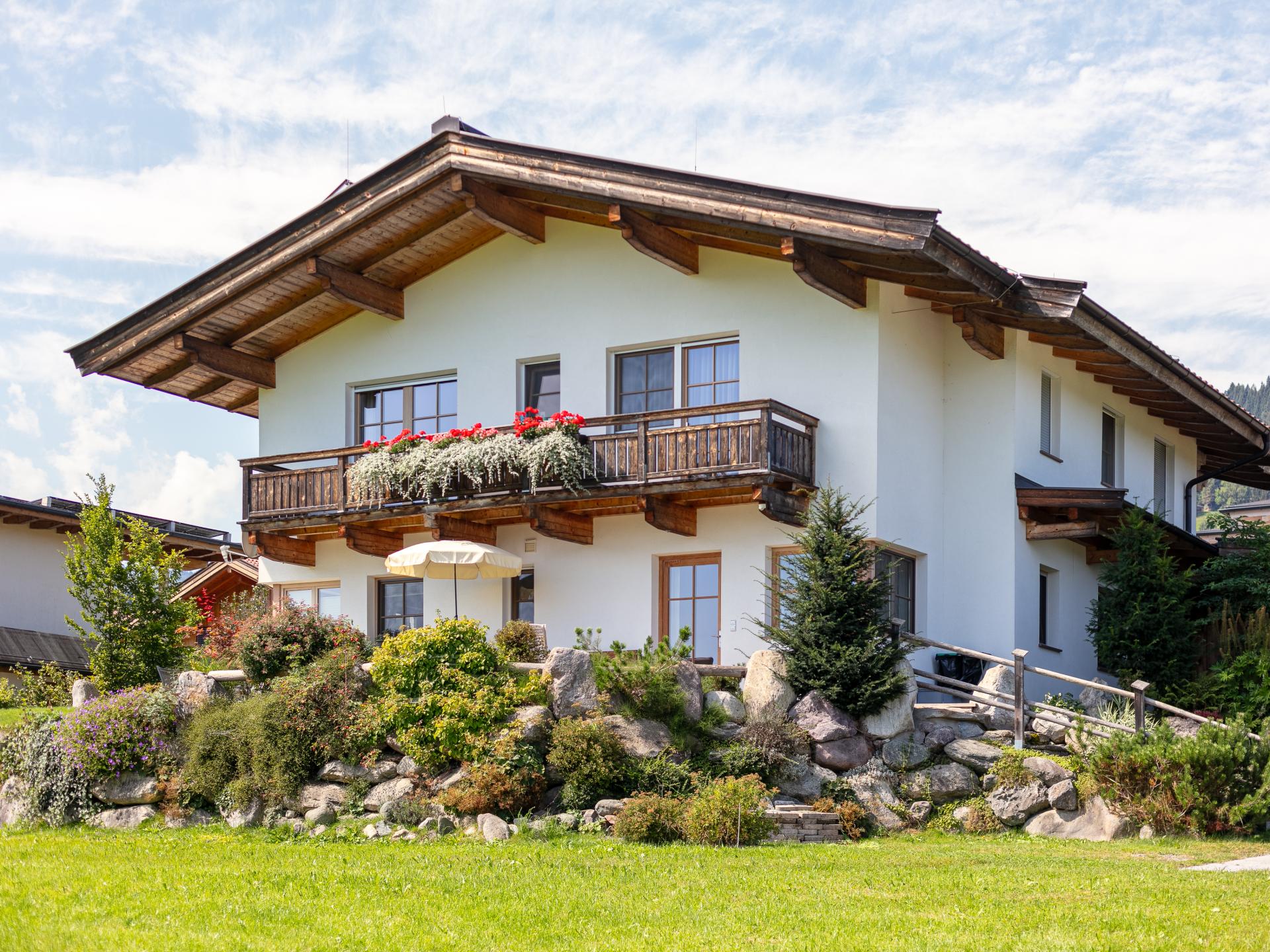 Zonnig appartement aan de piste met panoramisch uitzicht op het Brixental - foto 1