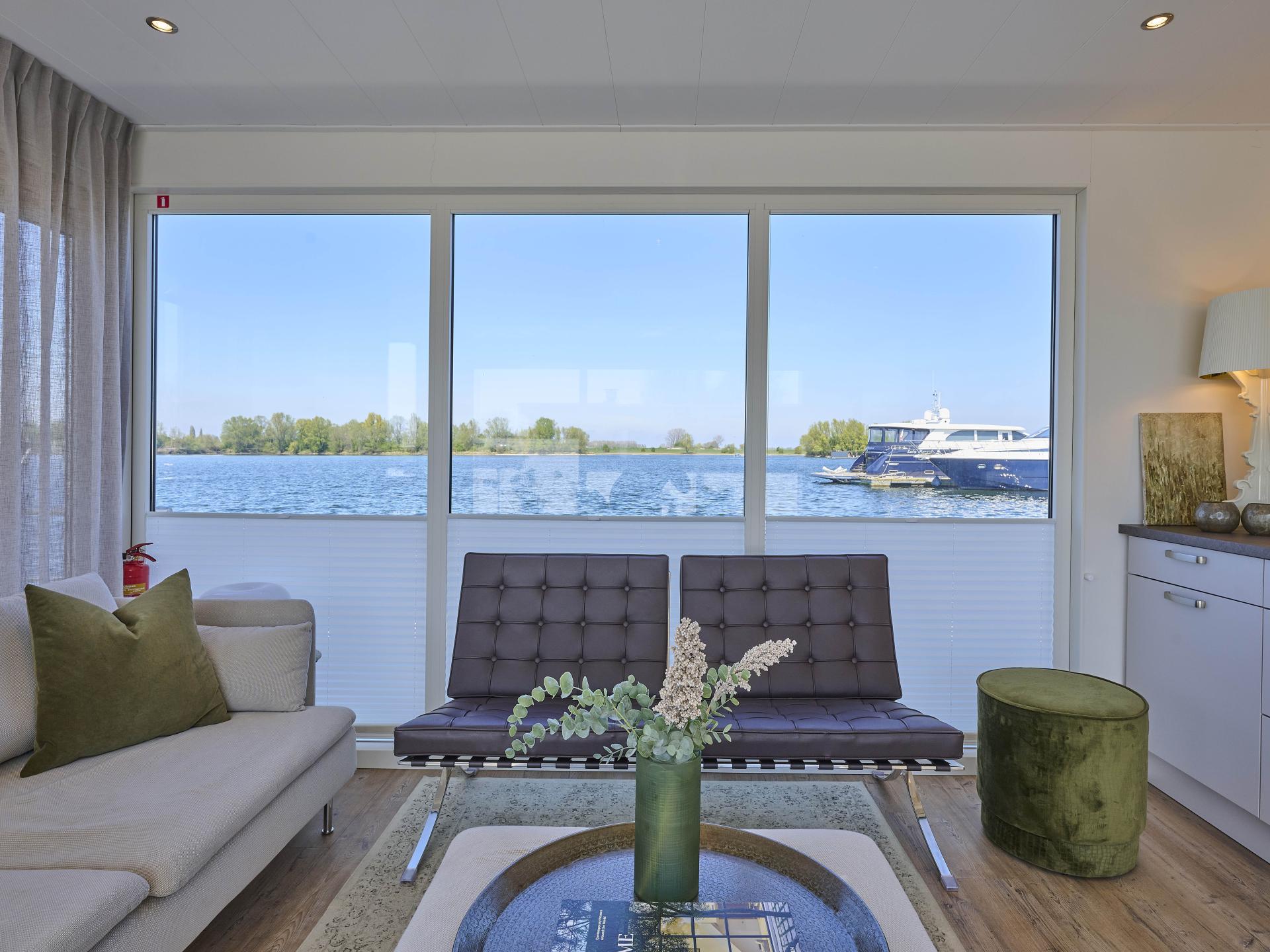 Luxe huisboot met panoramisch dakterras in haven van Kerkdriel - foto 46
