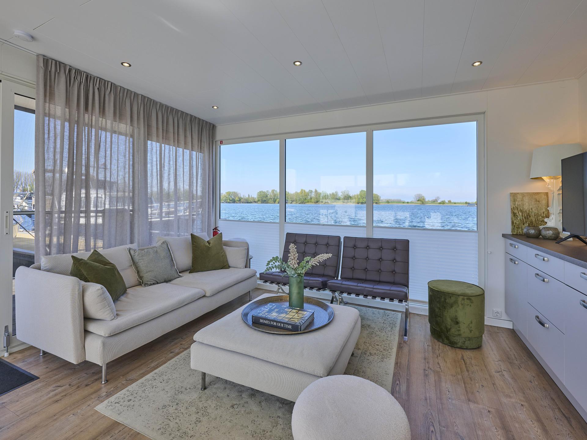 Luxe huisboot met panoramisch dakterras in haven van Kerkdriel - foto 47