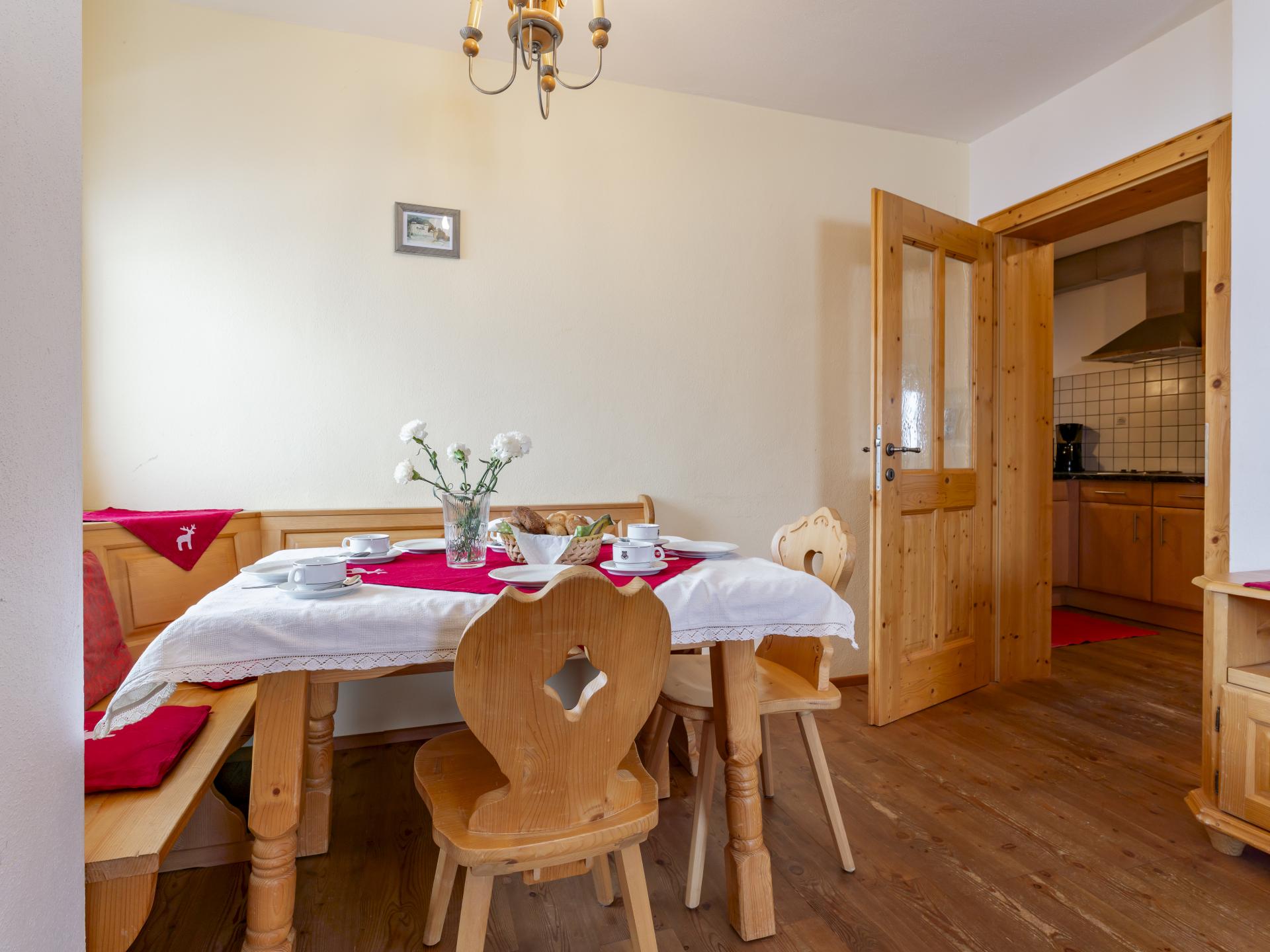 Op 1,5 km van de piste: Rustgevend appartement in Goldegg - foto 30