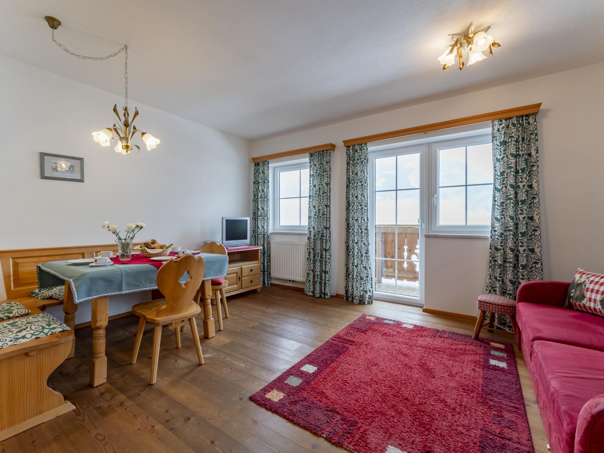 4-persoons appartement in Goldegg met zwembad en sauna - foto 11