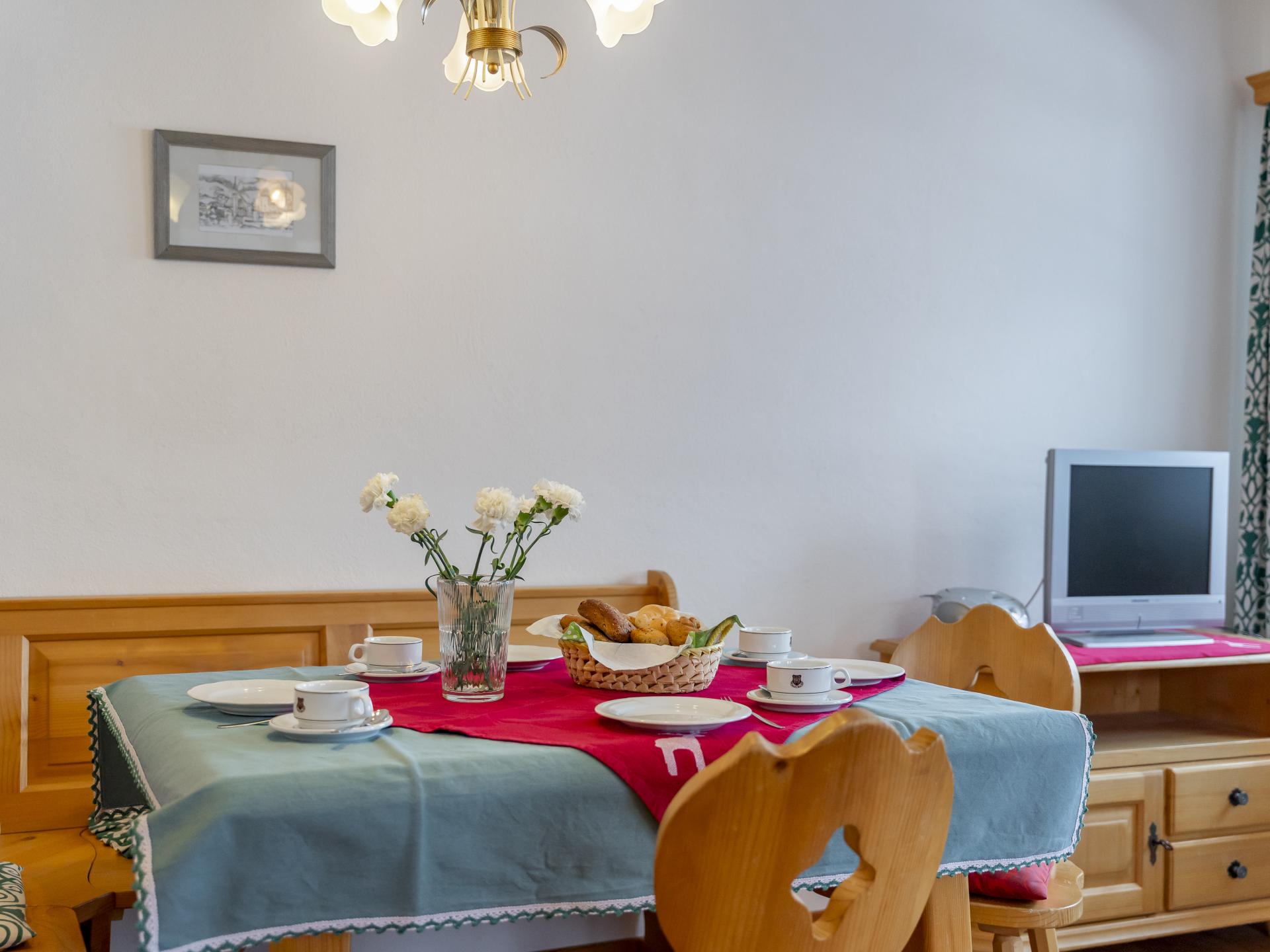 4-persoons appartement in Goldegg met zwembad en sauna - foto 32