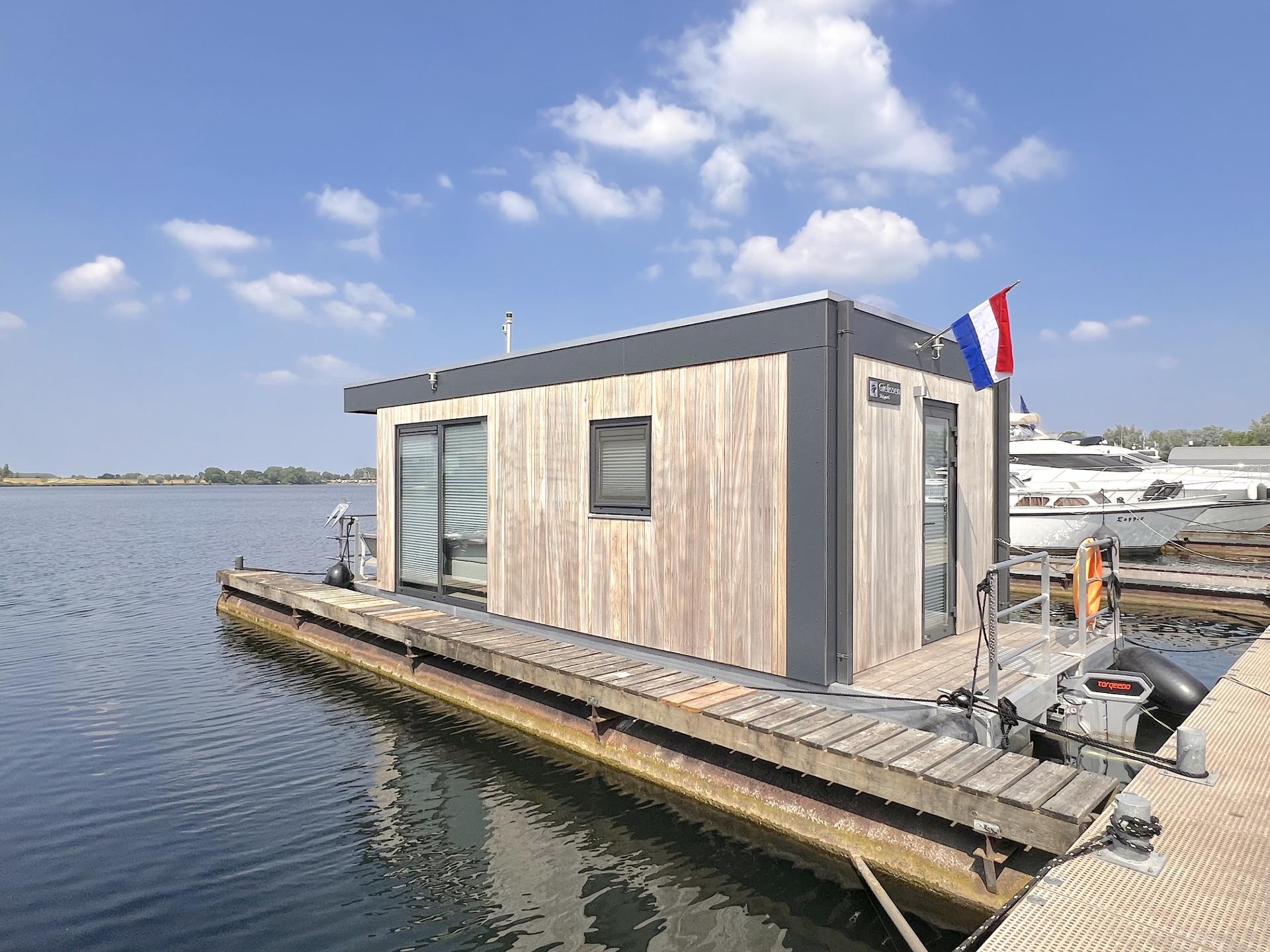 Luxe huisboot voor 2 personen aan idyllische haven in Maasbommel - foto 22