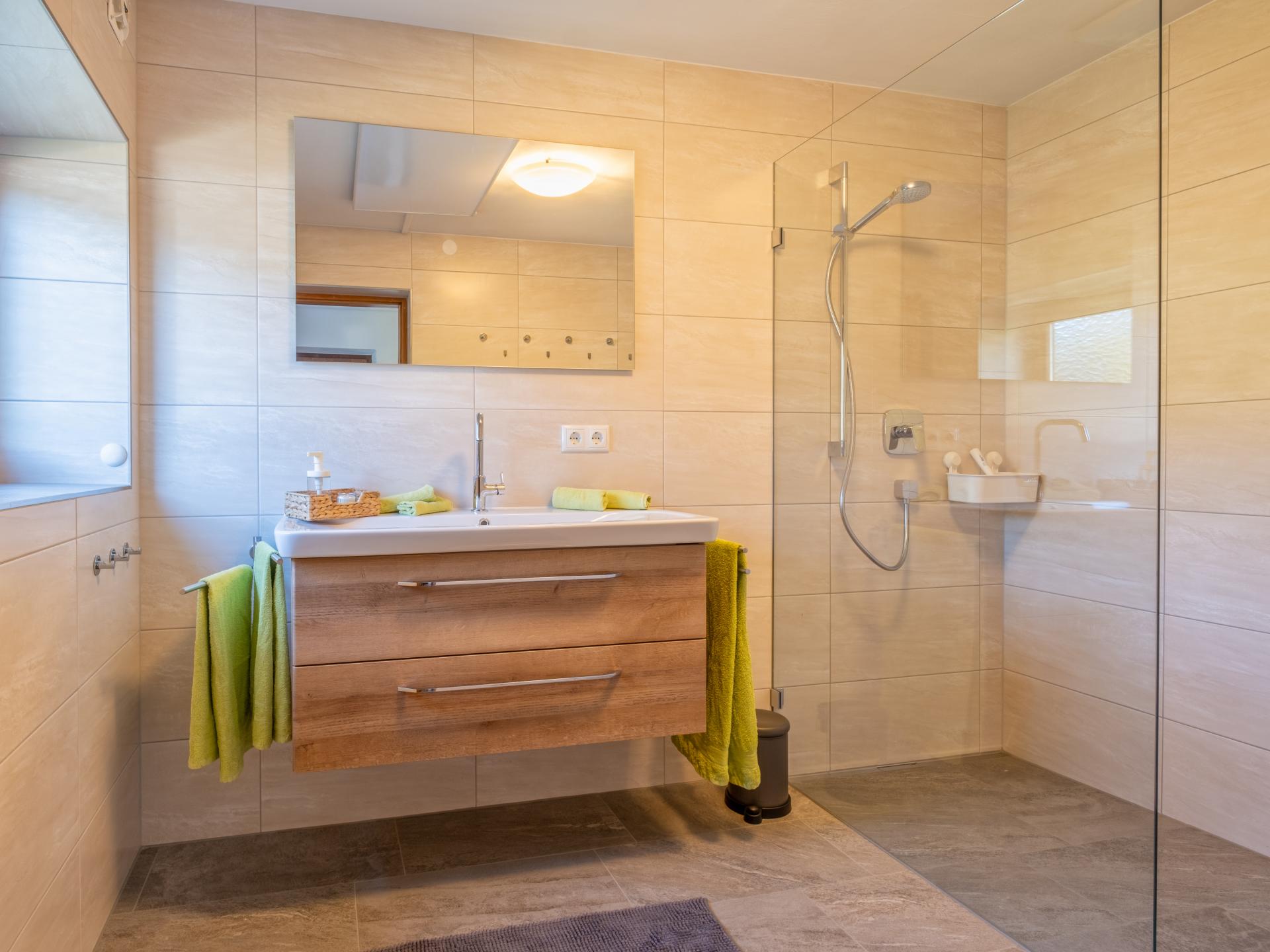 Vrijstaand landhuis aan de piste met sauna en panoramisch uitzicht in Hopfgarten - foto 21