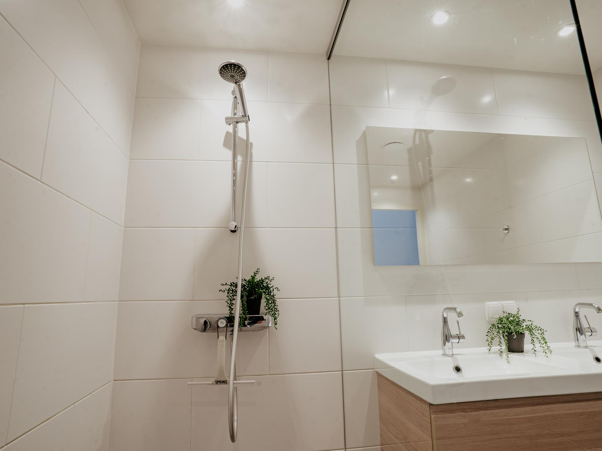 Luxe gelijkvloers appartement met waterterras in hartje Uitgeest - foto 14