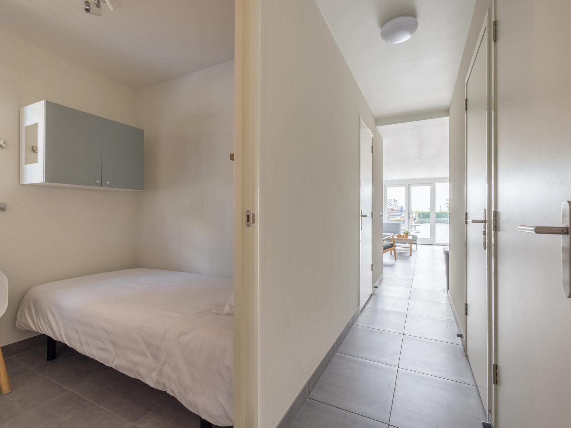 Luxe gelijkvloers appartement met waterterras in hartje Uitgeest - foto 10