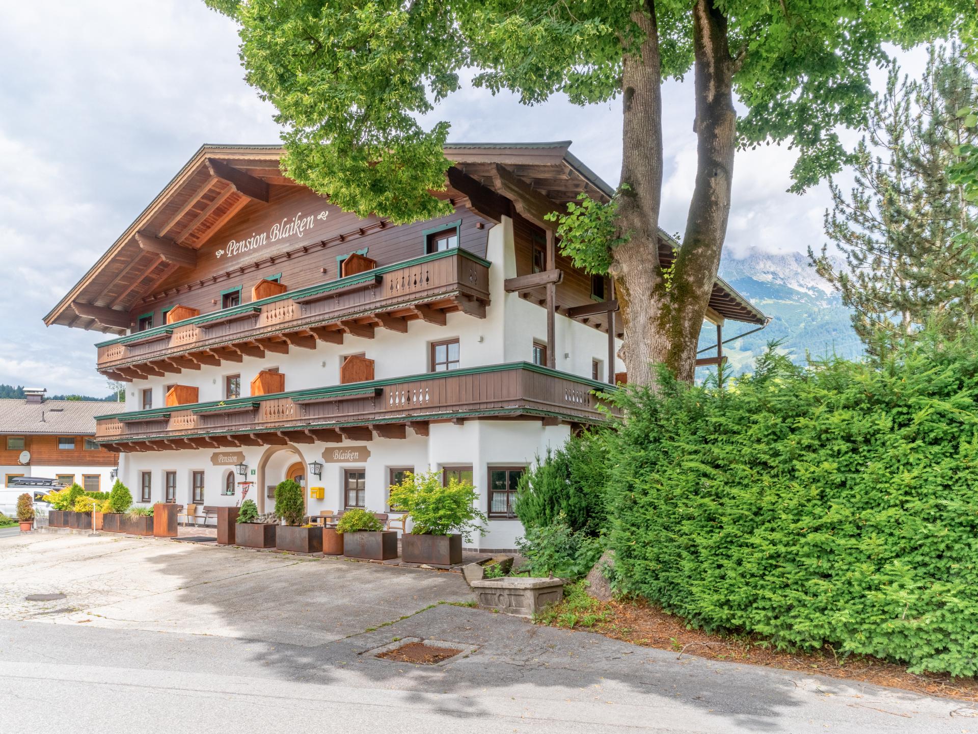 Ruim Tirools pension voor 32 personen, 300m van de skilift in Scheffau - foto 33