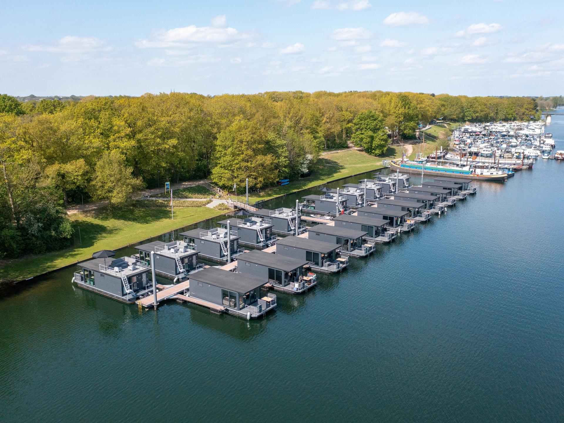 Havenlodge Mookerplas: uniek drijvend vakantiehuis in het groen - foto 18