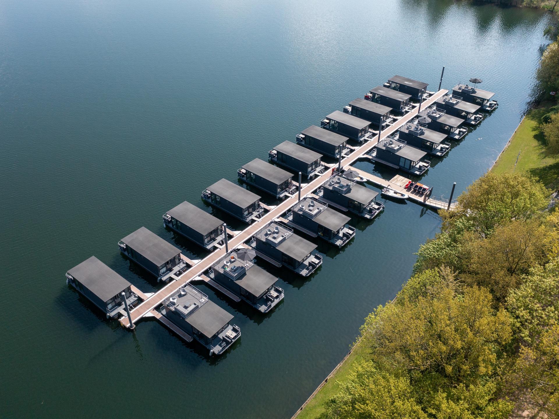 Havenlodge Mookerplas: uniek drijvend vakantiehuis in het groen - foto 16