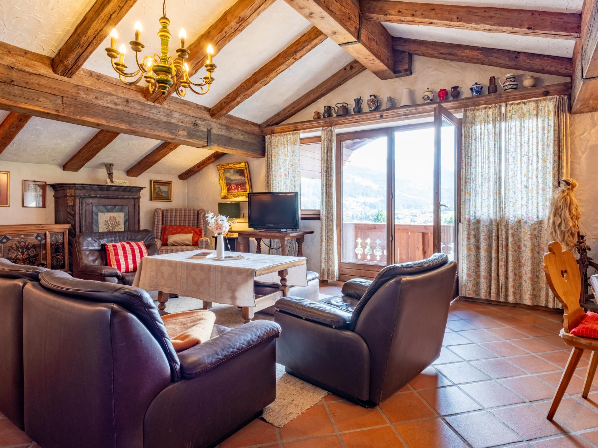 Ruim appartement in Kirchberg met uitzicht, vlakbij de skipiste - foto 12