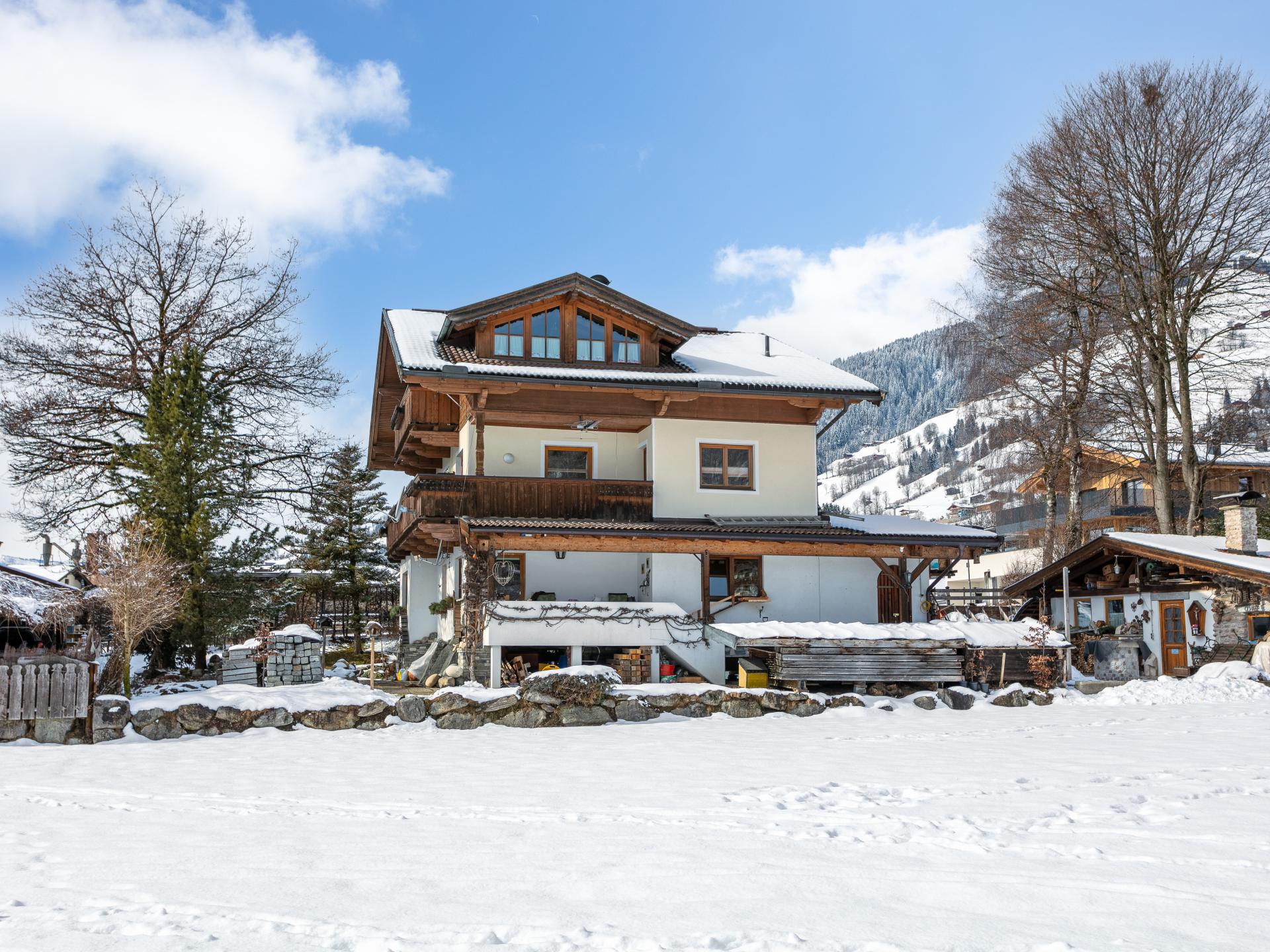 Aan de piste: Centraal appartement in Brixen im Thale - foto 1