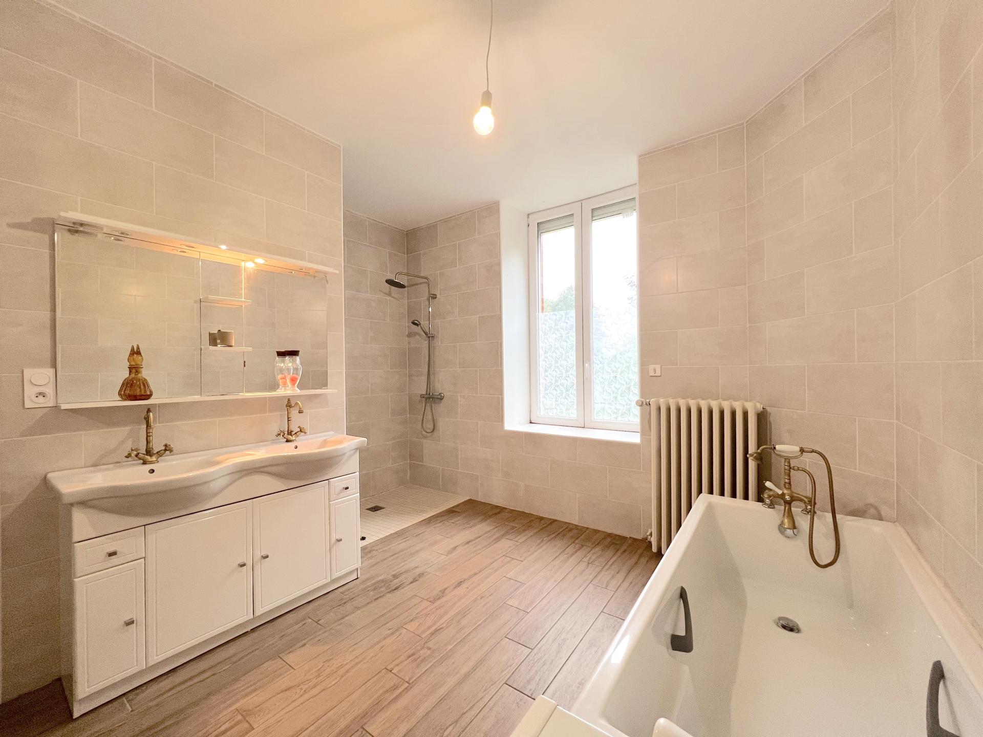 15-persoons vrijstaand vakantiehuis in Saint-Menges - foto 32