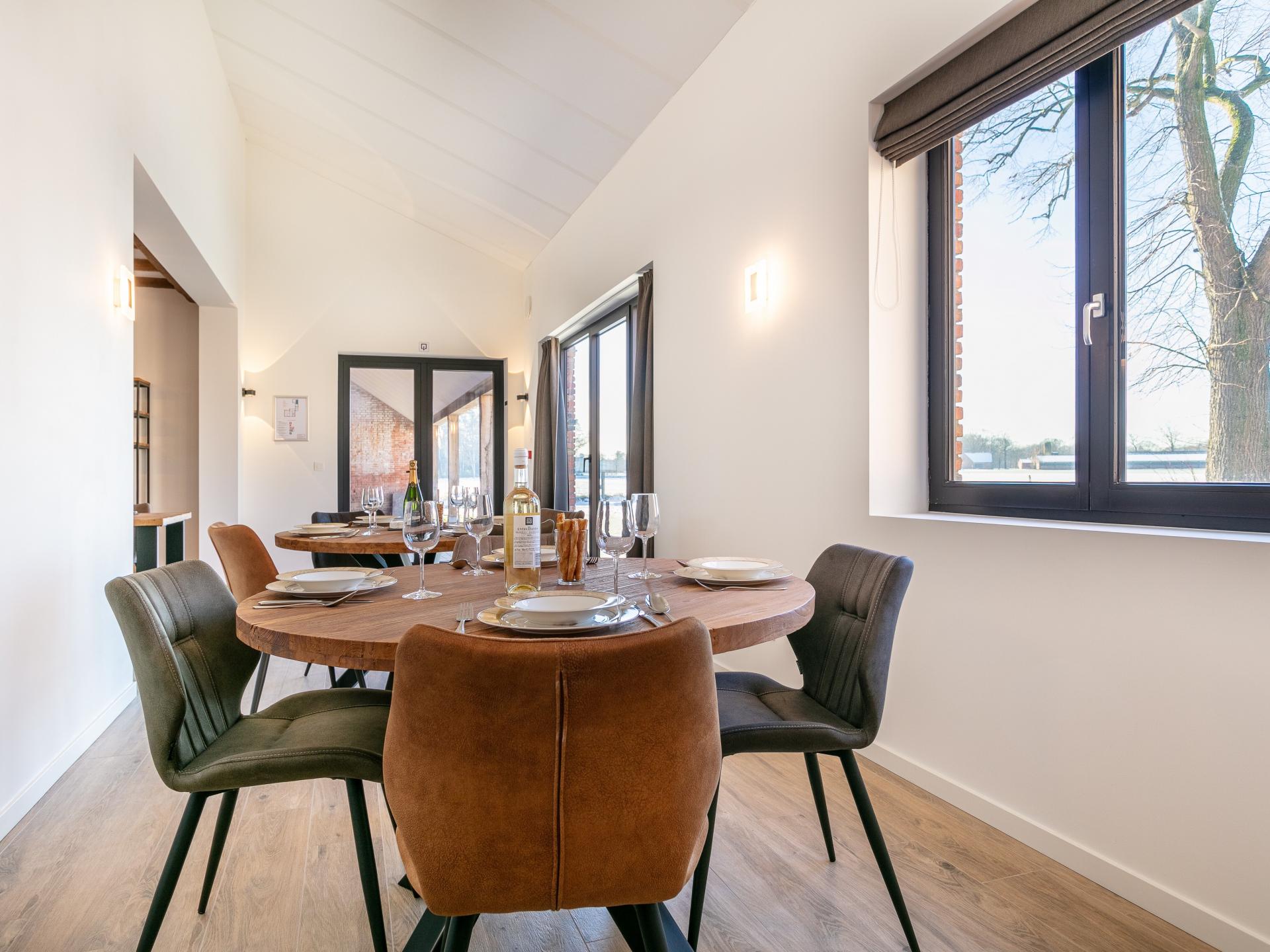 Gerenoveerde Kempische hoeve met privé binnenzwembad voor 20 personen - foto 27