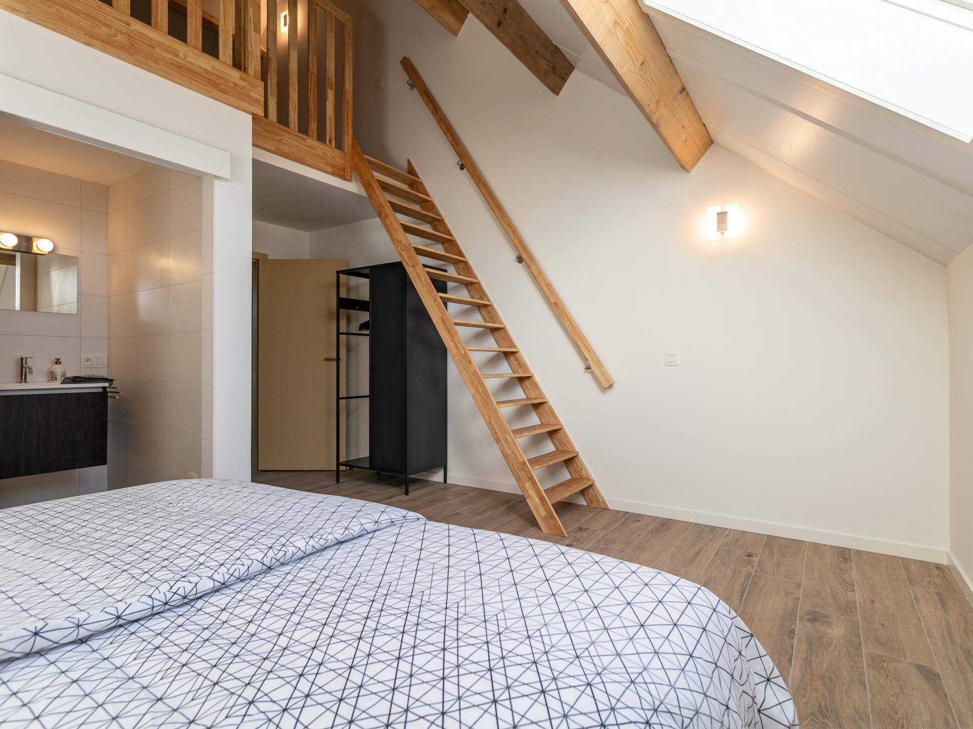 Gerenoveerde Kempische hoeve met privé binnenzwembad voor 20 personen - foto 57