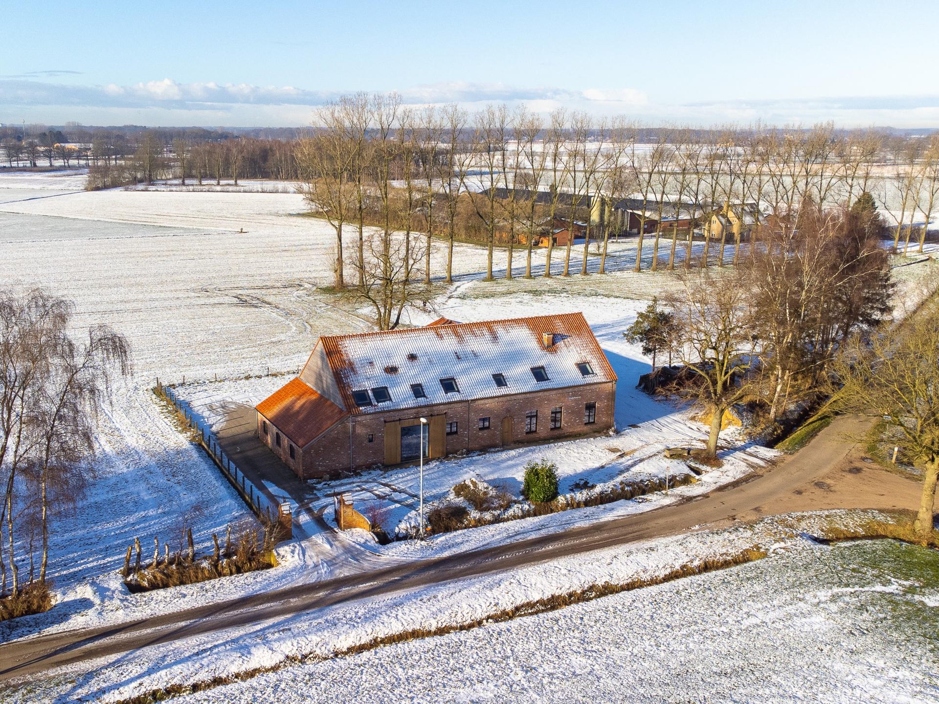 Gerenoveerde Kempische hoeve met privé binnenzwembad voor 20 personen - foto 49