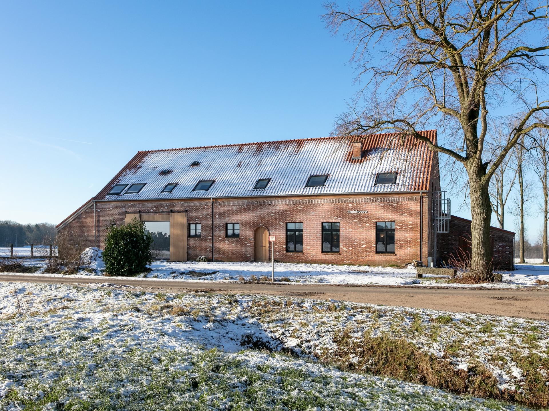 Gerenoveerde Kempische hoeve met privé binnenzwembad voor 20 personen - foto 48