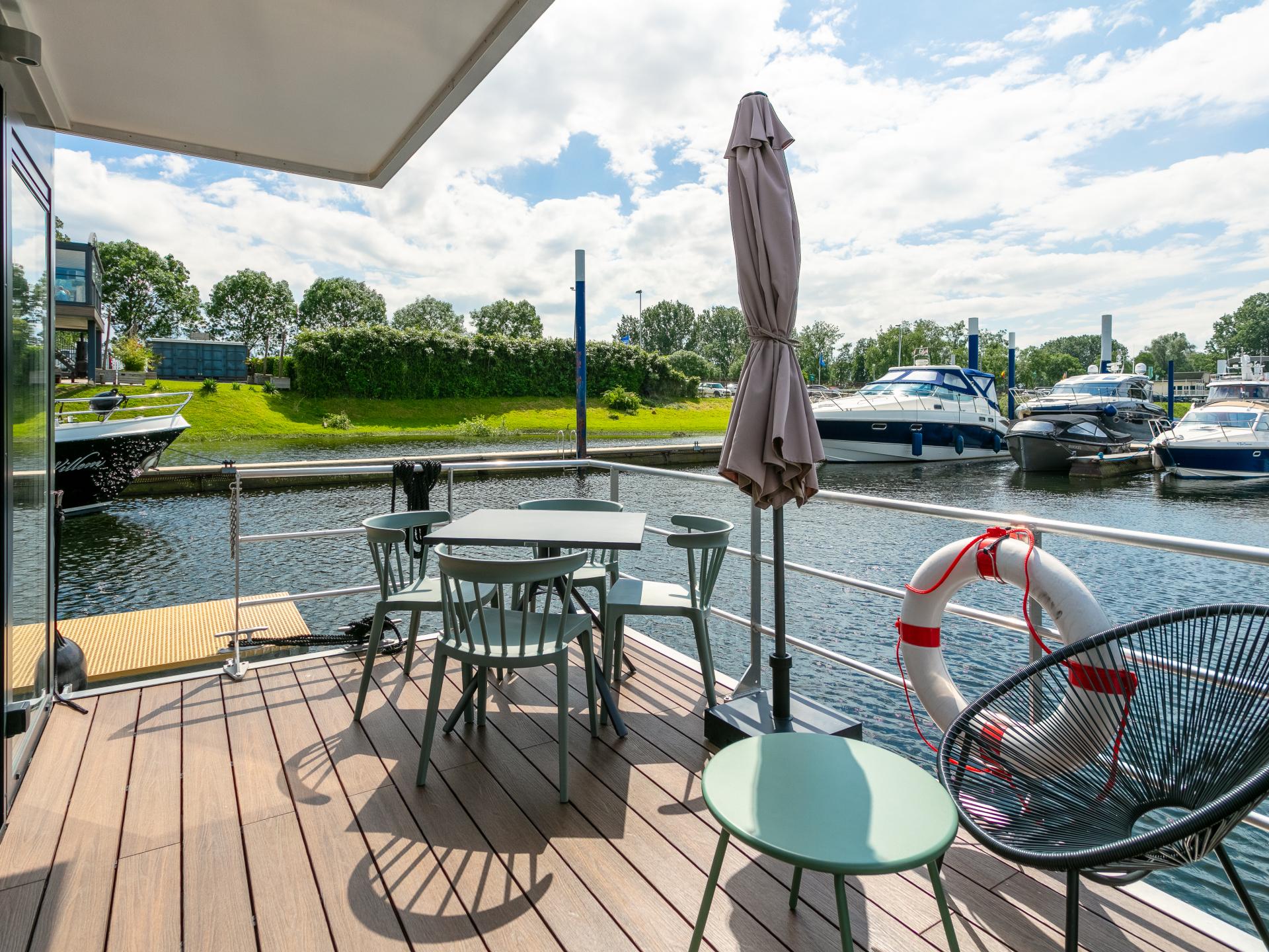 Woonboot met dakterras in schilderachtige haven van Kerkdriel - foto 33