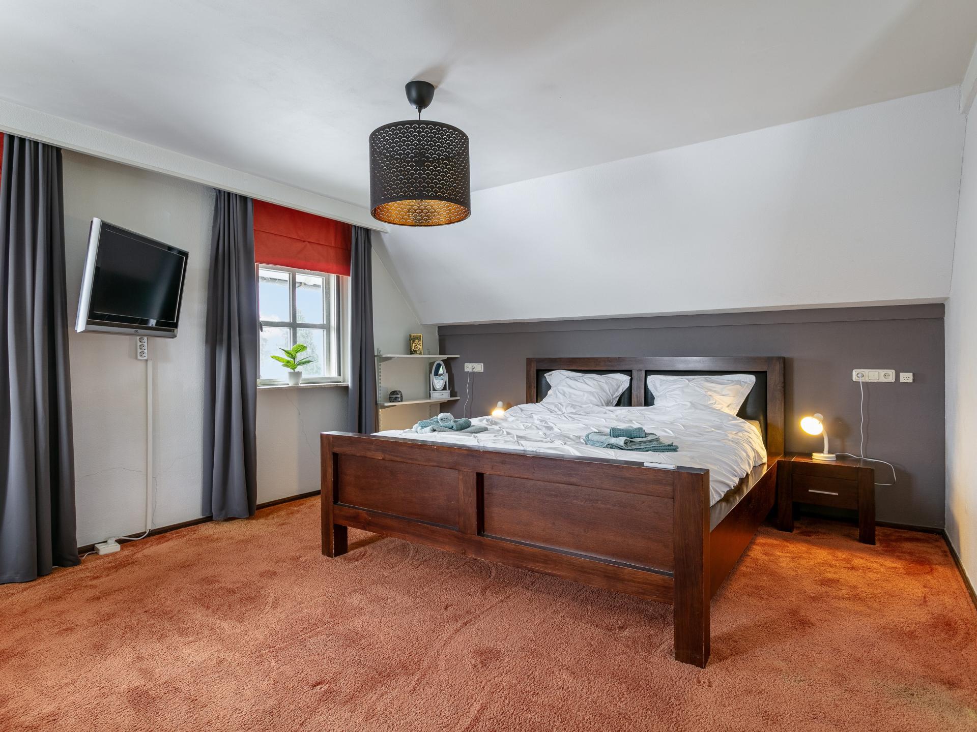 Luxe villa met zwembad, whirlpool en uitzicht op molen in Moergestel - foto 28